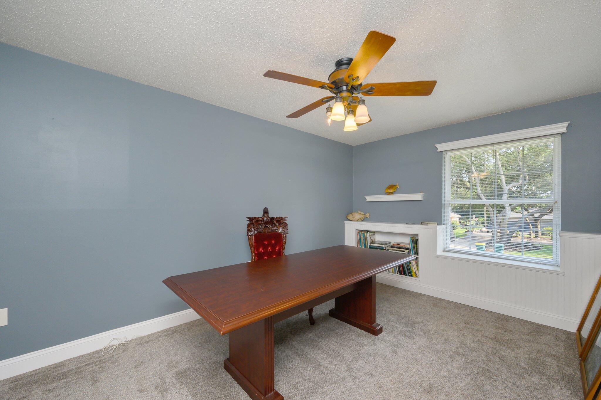 LAKE LORRAINE ESTATES 2 - Residential