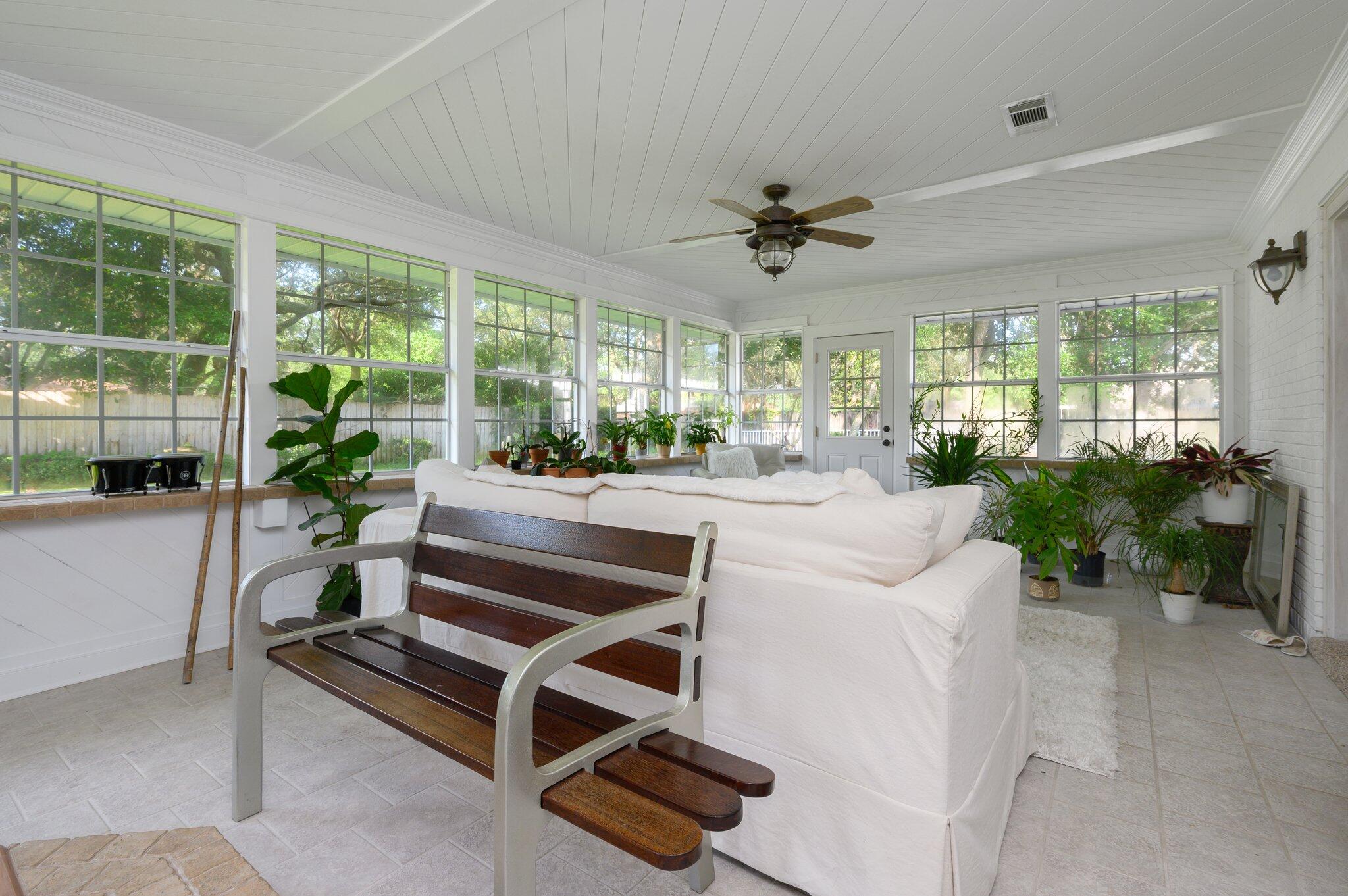 LAKE LORRAINE ESTATES 2 - Residential