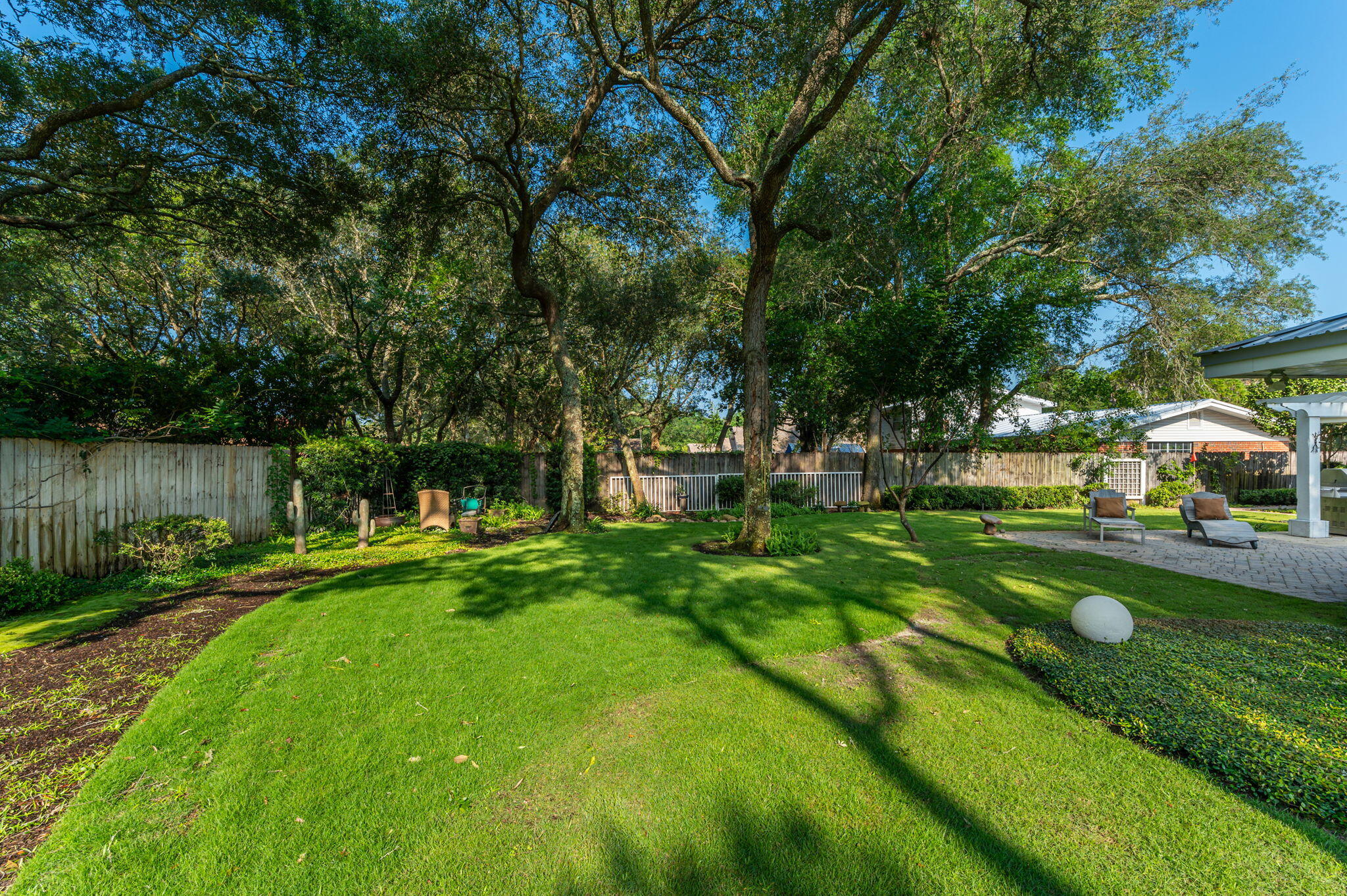 LAKE LORRAINE ESTATES 2 - Residential