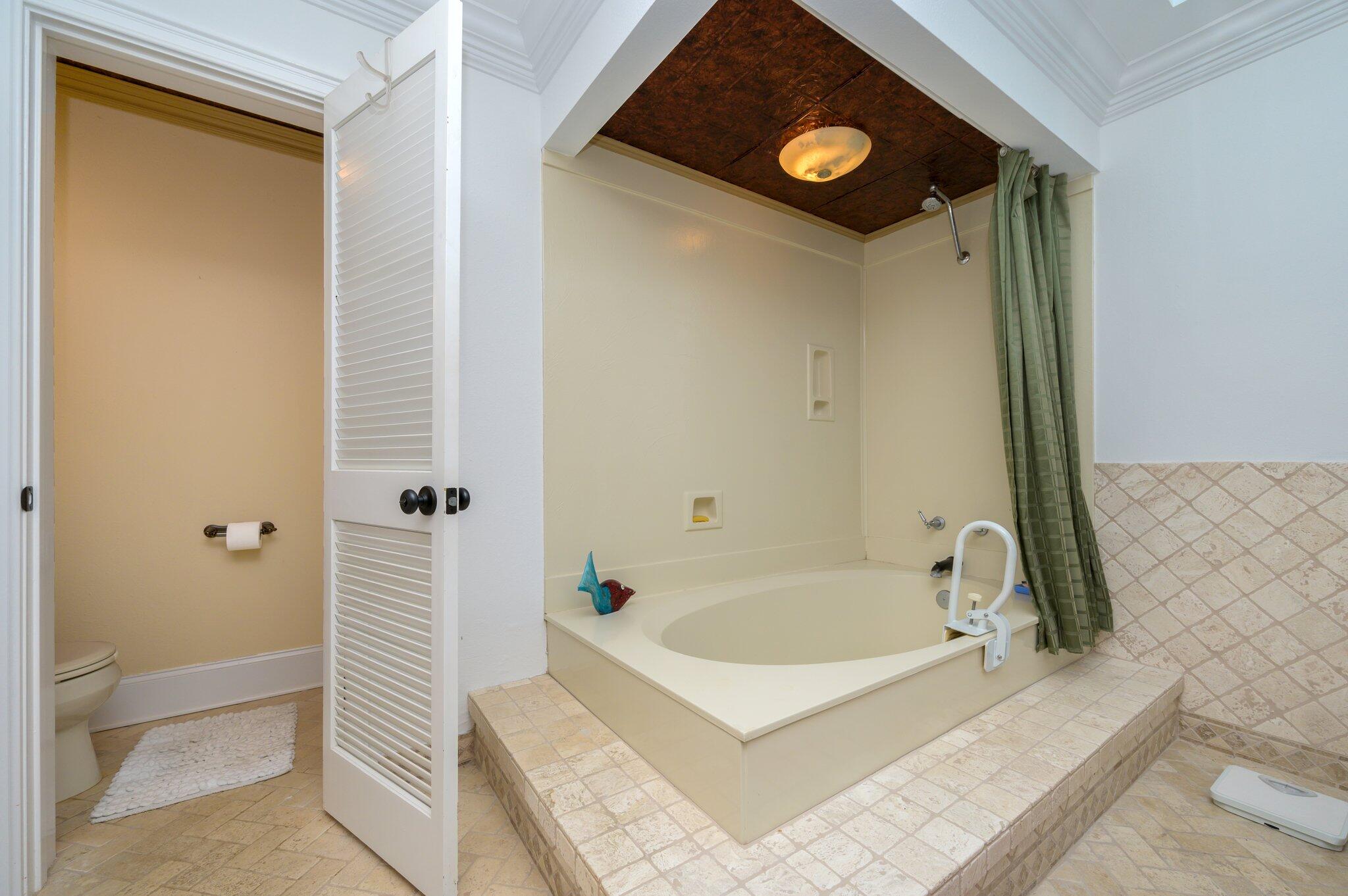 LAKE LORRAINE ESTATES 2 - Residential