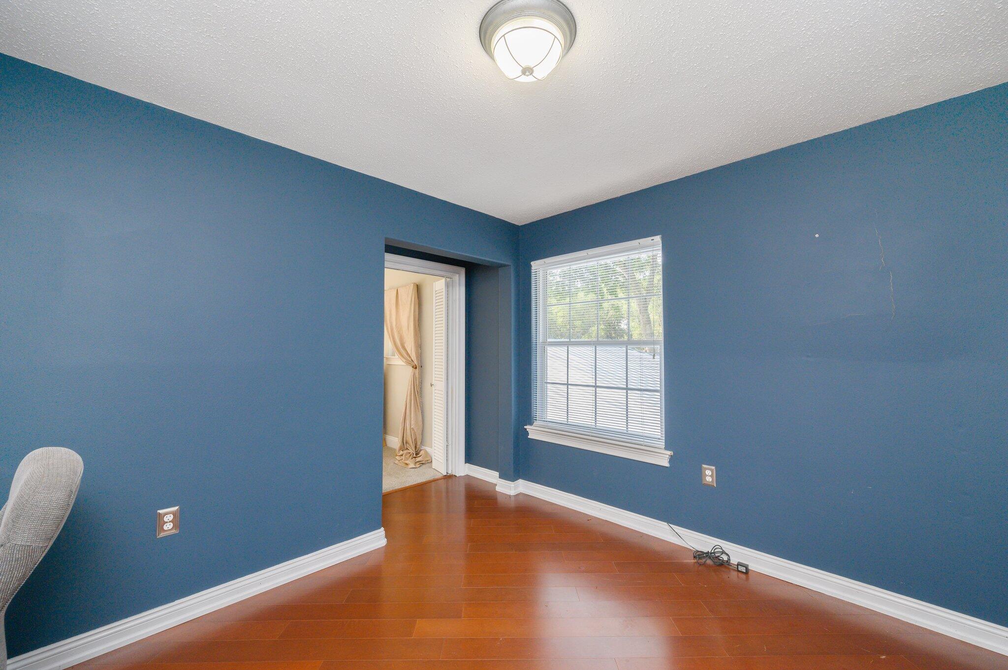 LAKE LORRAINE ESTATES 2 - Residential