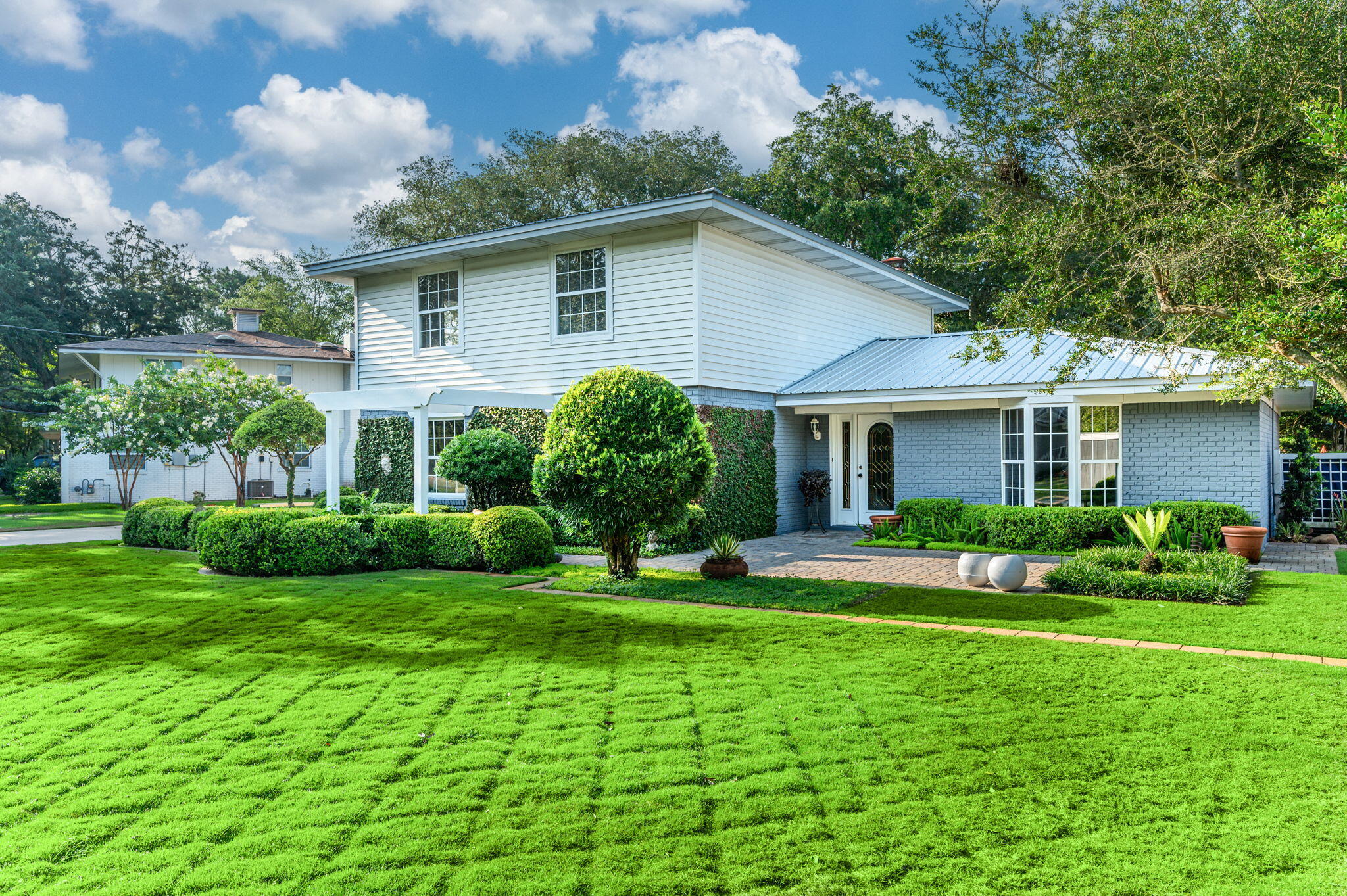 LAKE LORRAINE ESTATES 2 - Residential