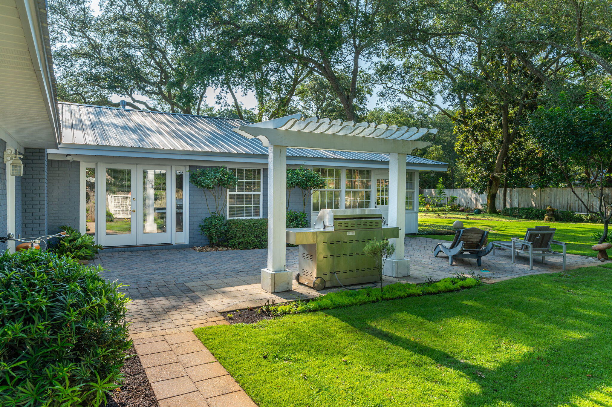 LAKE LORRAINE ESTATES 2 - Residential