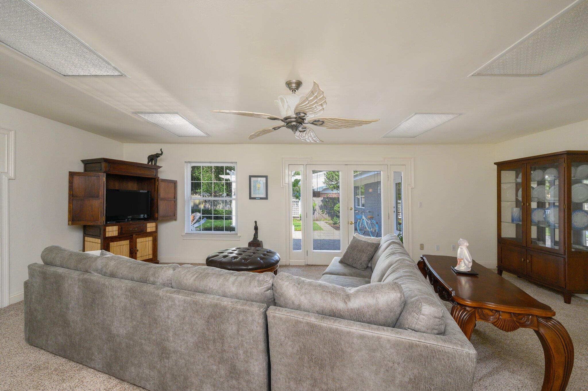 LAKE LORRAINE ESTATES 2 - Residential