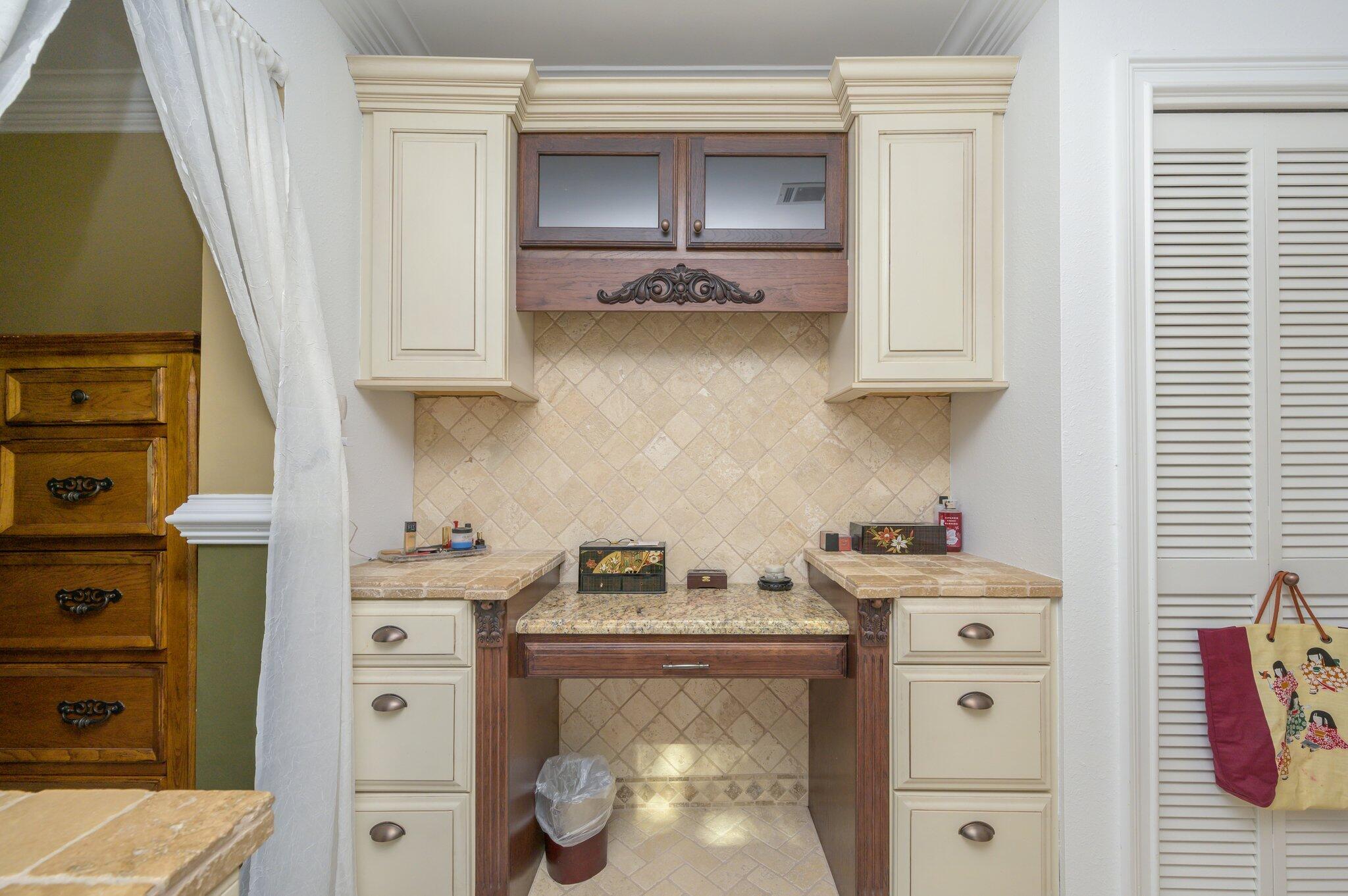 LAKE LORRAINE ESTATES 2 - Residential