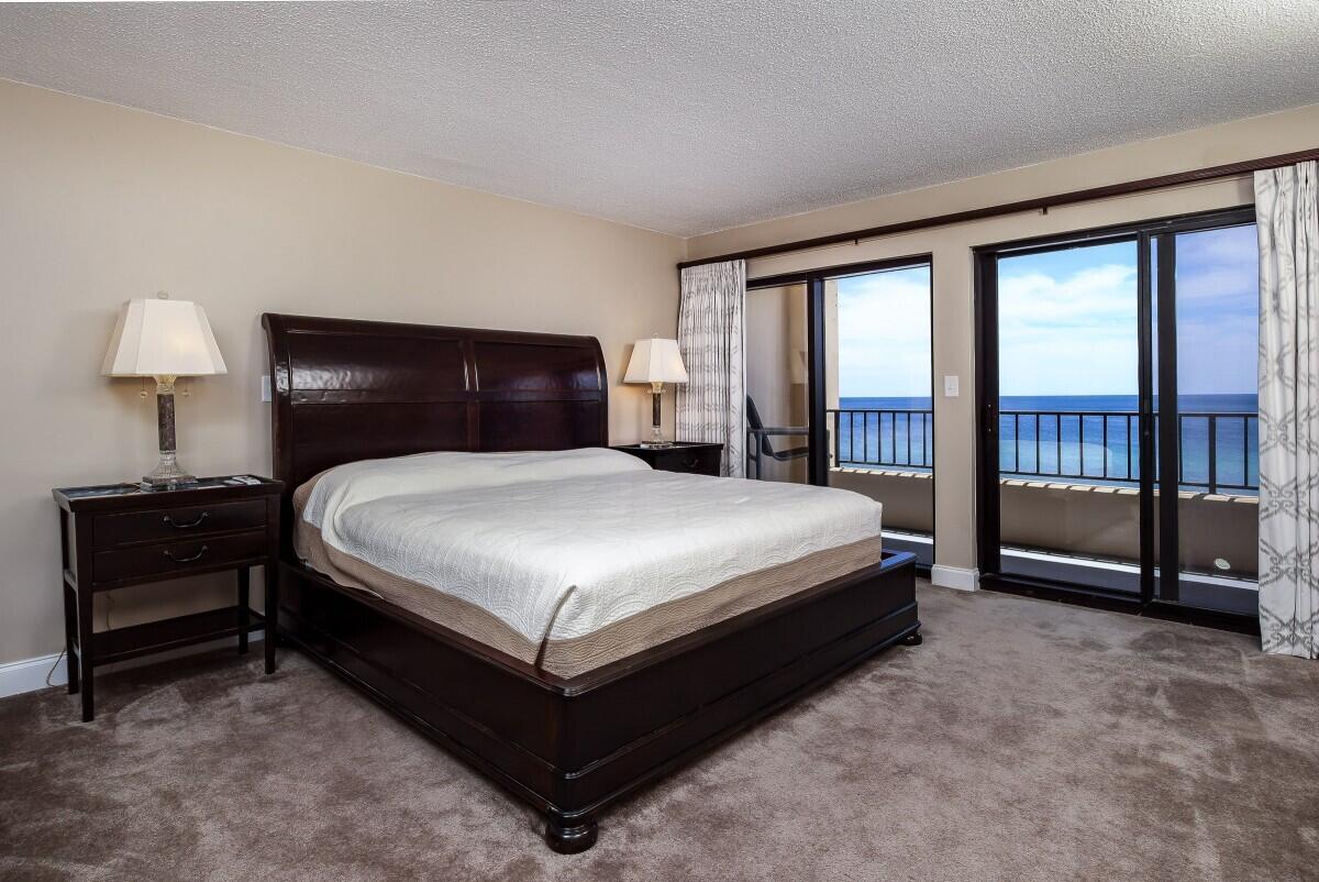 SURF DWELLER CONDO - Residential