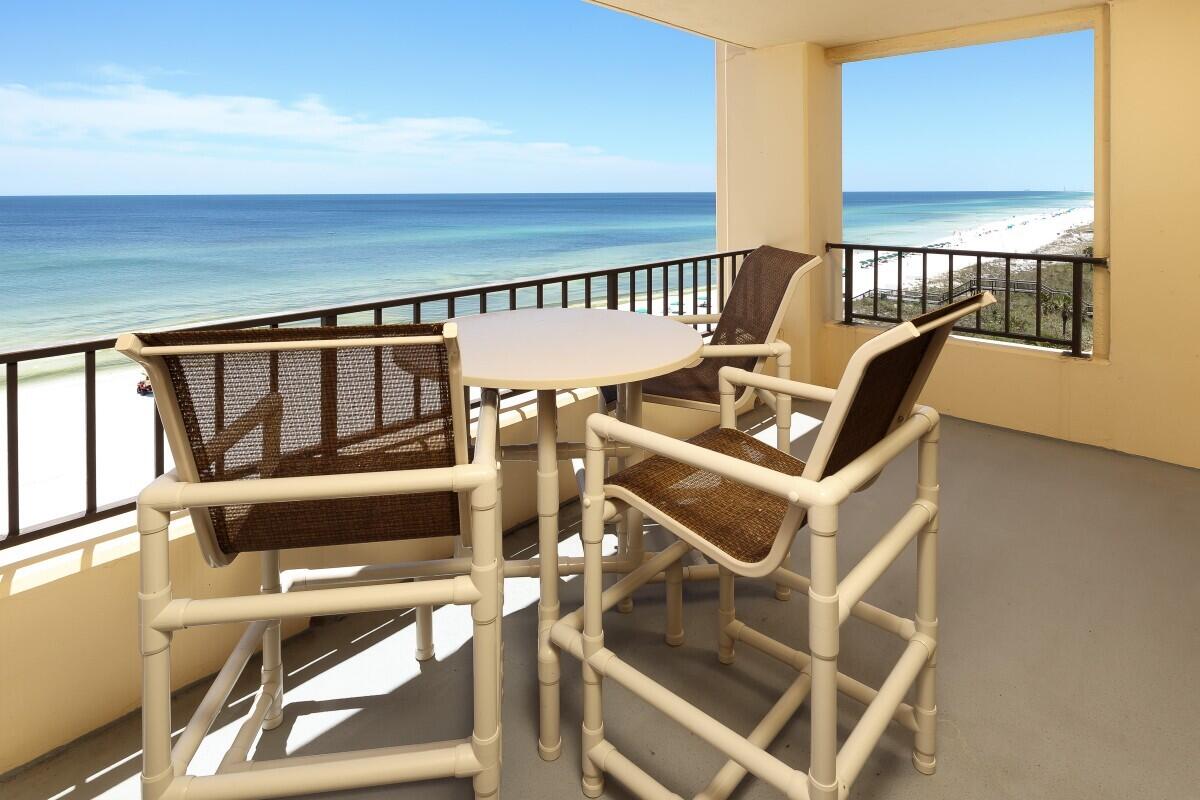SURF DWELLER CONDO - Residential