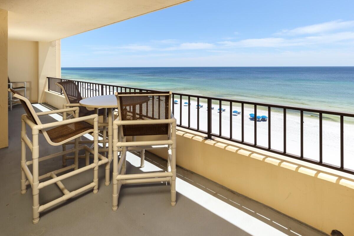 SURF DWELLER CONDO - Residential