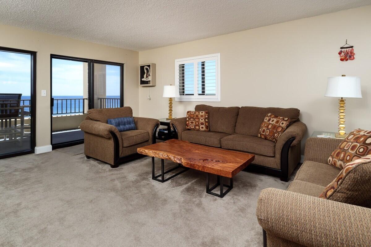 SURF DWELLER CONDO - Residential