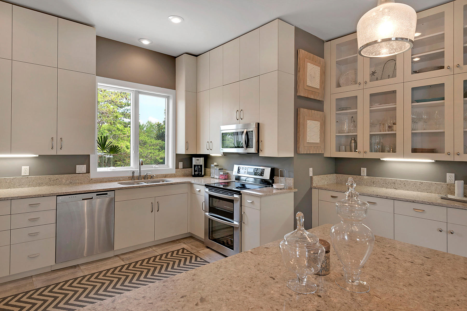 SEABREEZE 2ND ADDN - Residential