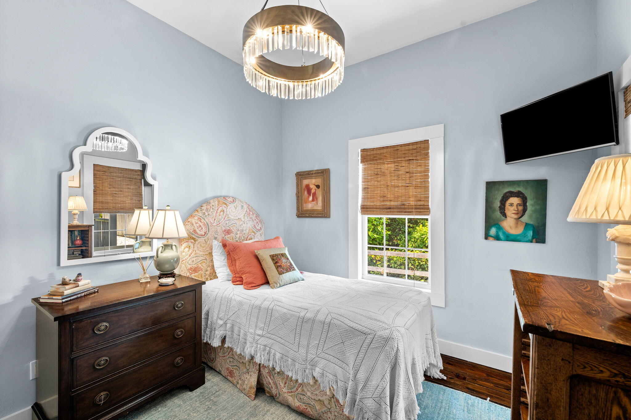 DAUGHETTES AMENDED - Residential