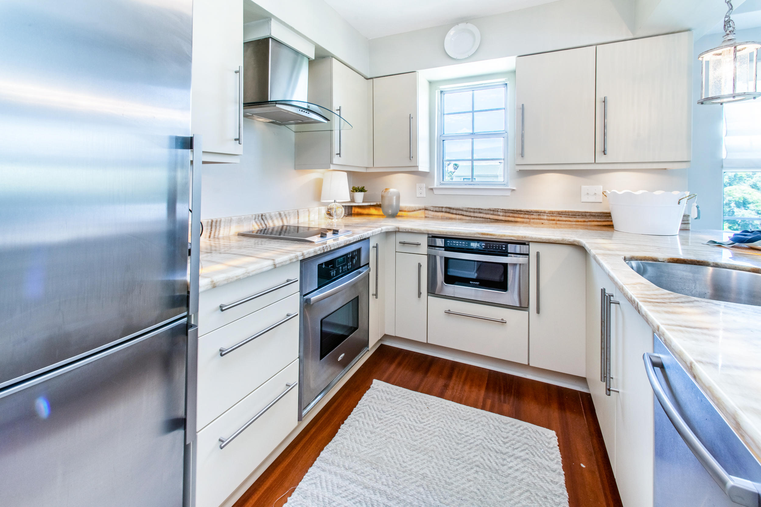 SUN SEEKERS CONDO - Residential