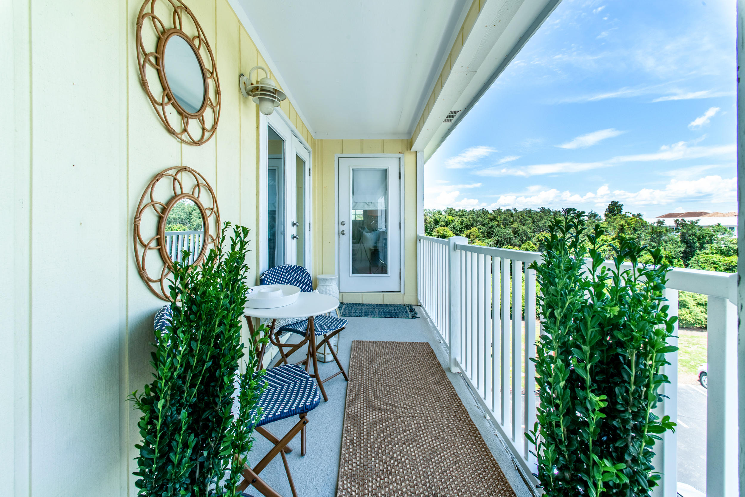 SUN SEEKERS CONDO - Residential