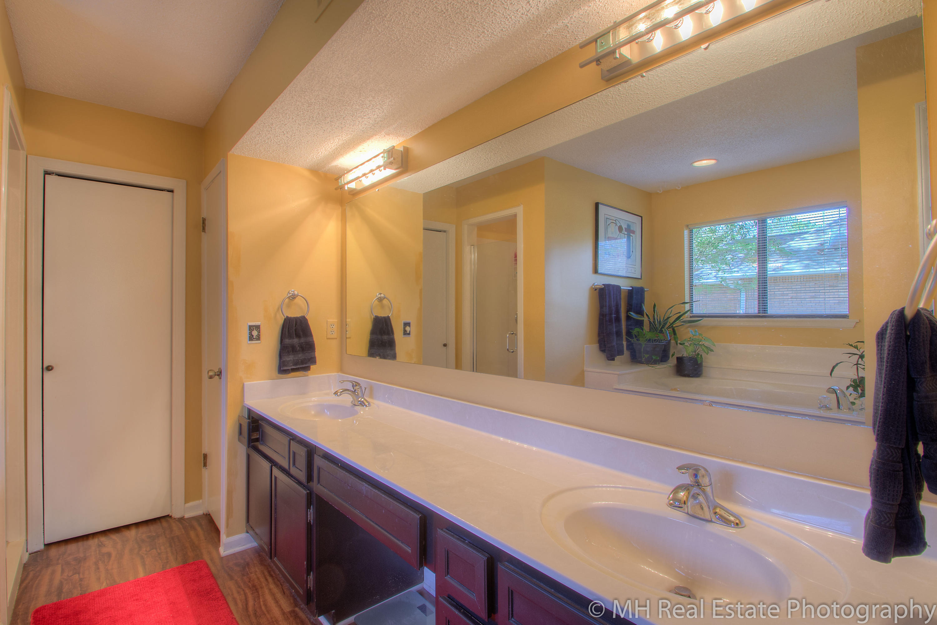 ROCKY BAYOU COUNTRY CLUB ESTATES 3 - Residential