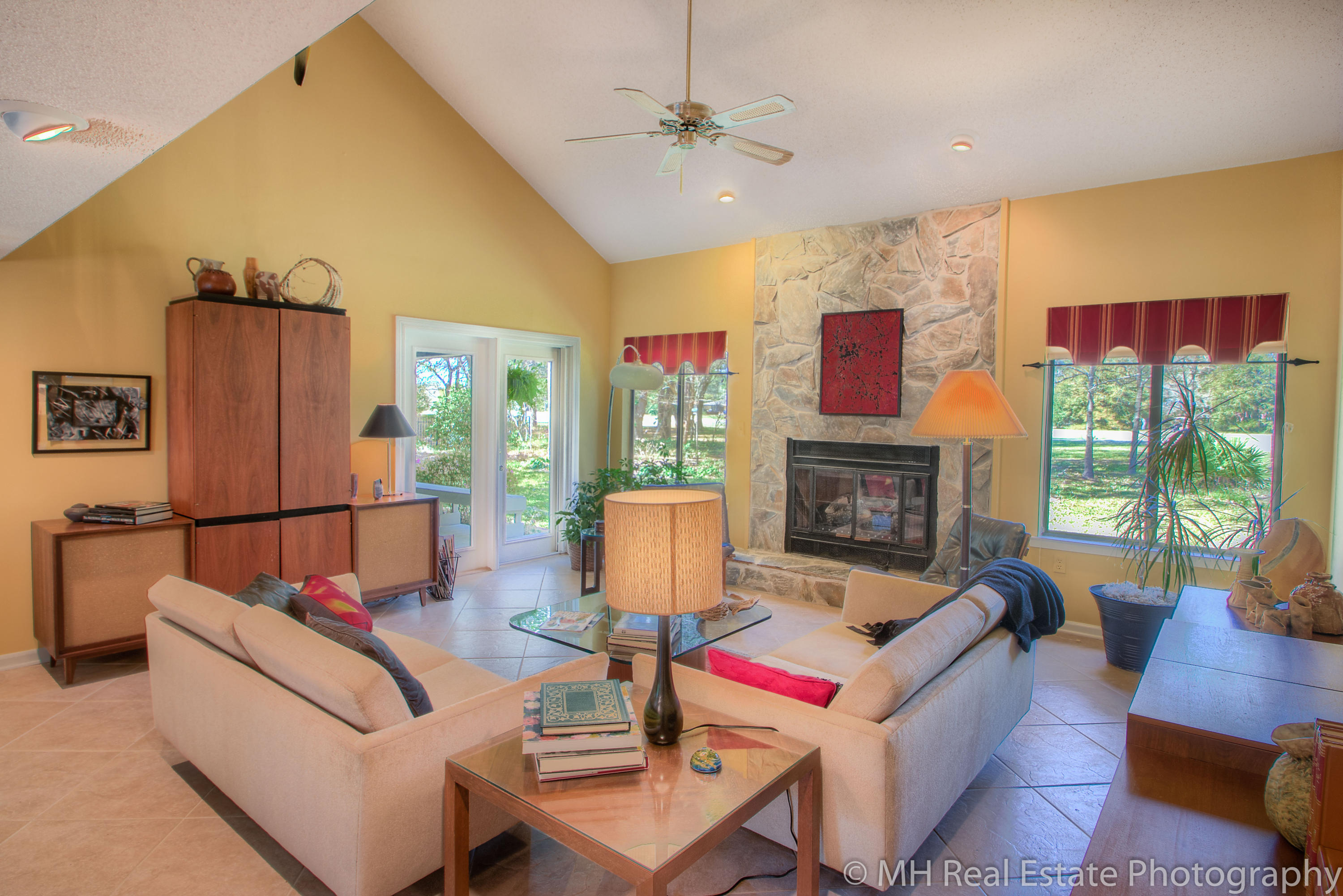 ROCKY BAYOU COUNTRY CLUB ESTATES 3 - Residential