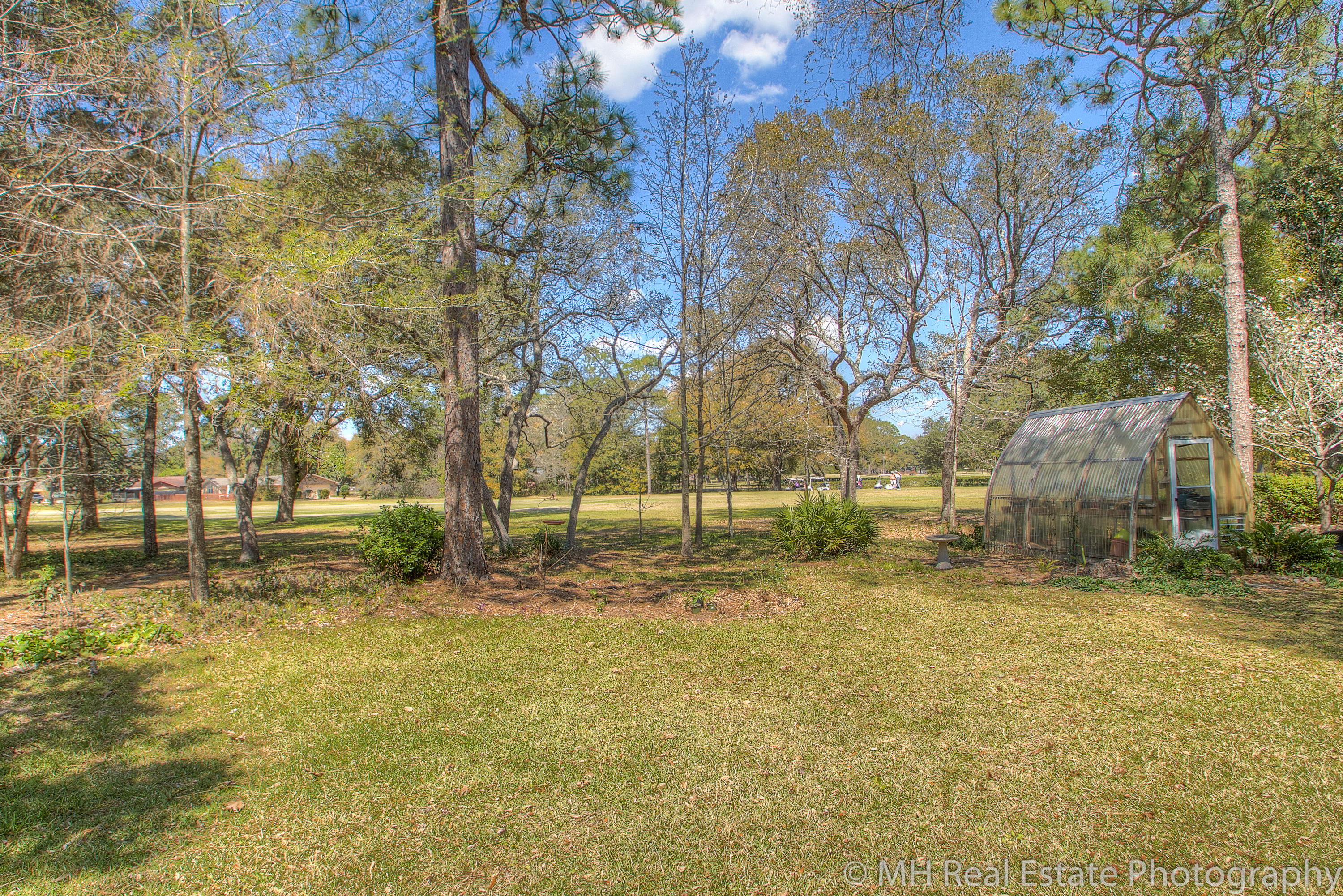 ROCKY BAYOU COUNTRY CLUB ESTATES 3 - Residential