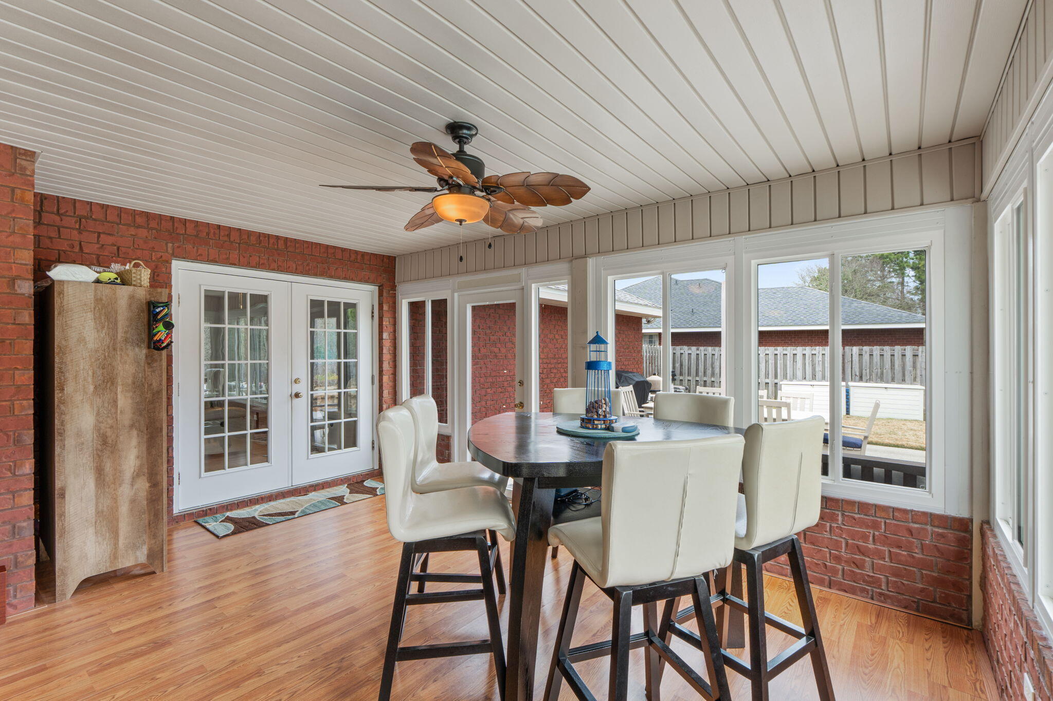 WOODLAWN HEIGHTS - Residential