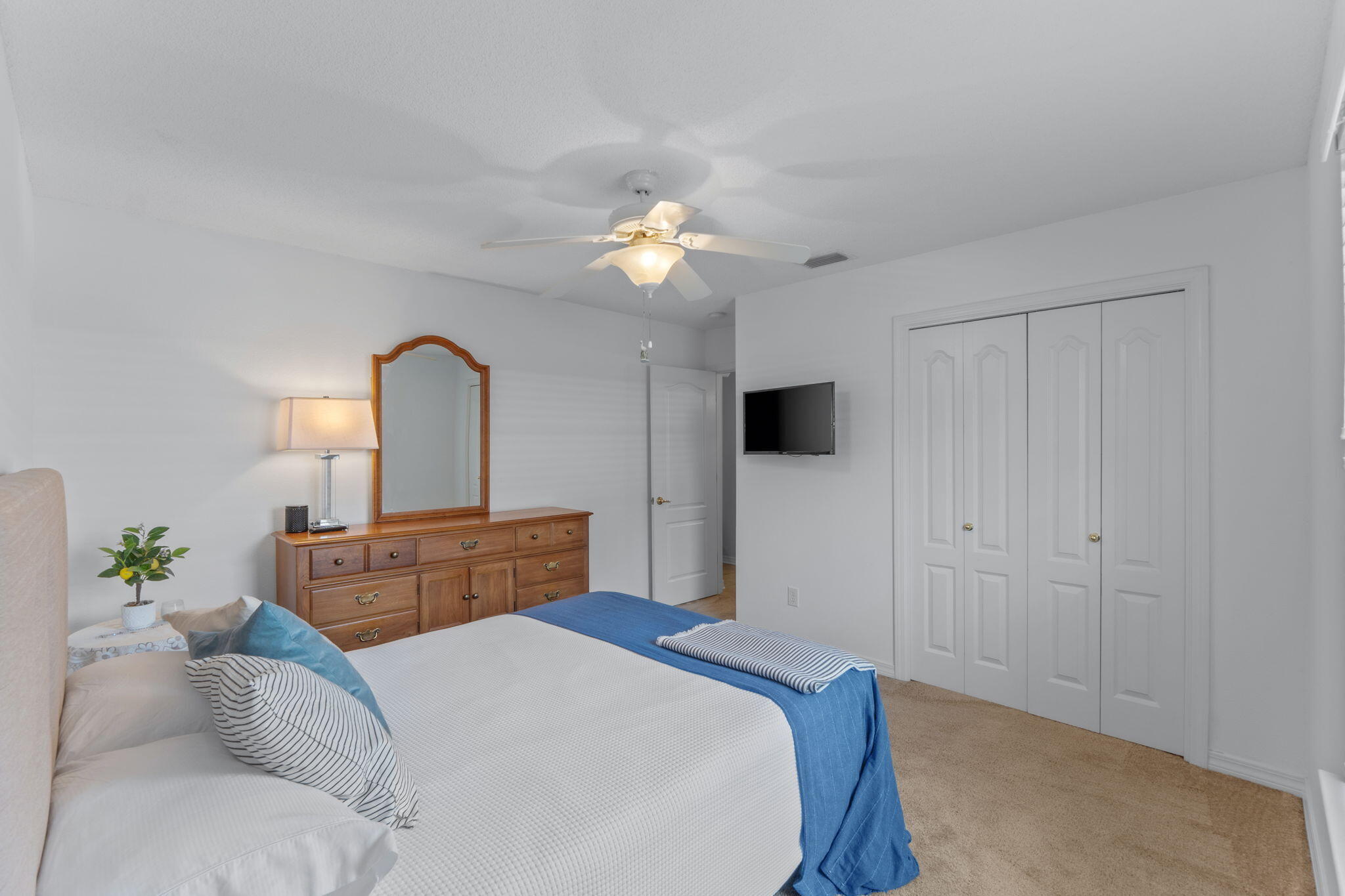 WOODLAWN HEIGHTS - Residential