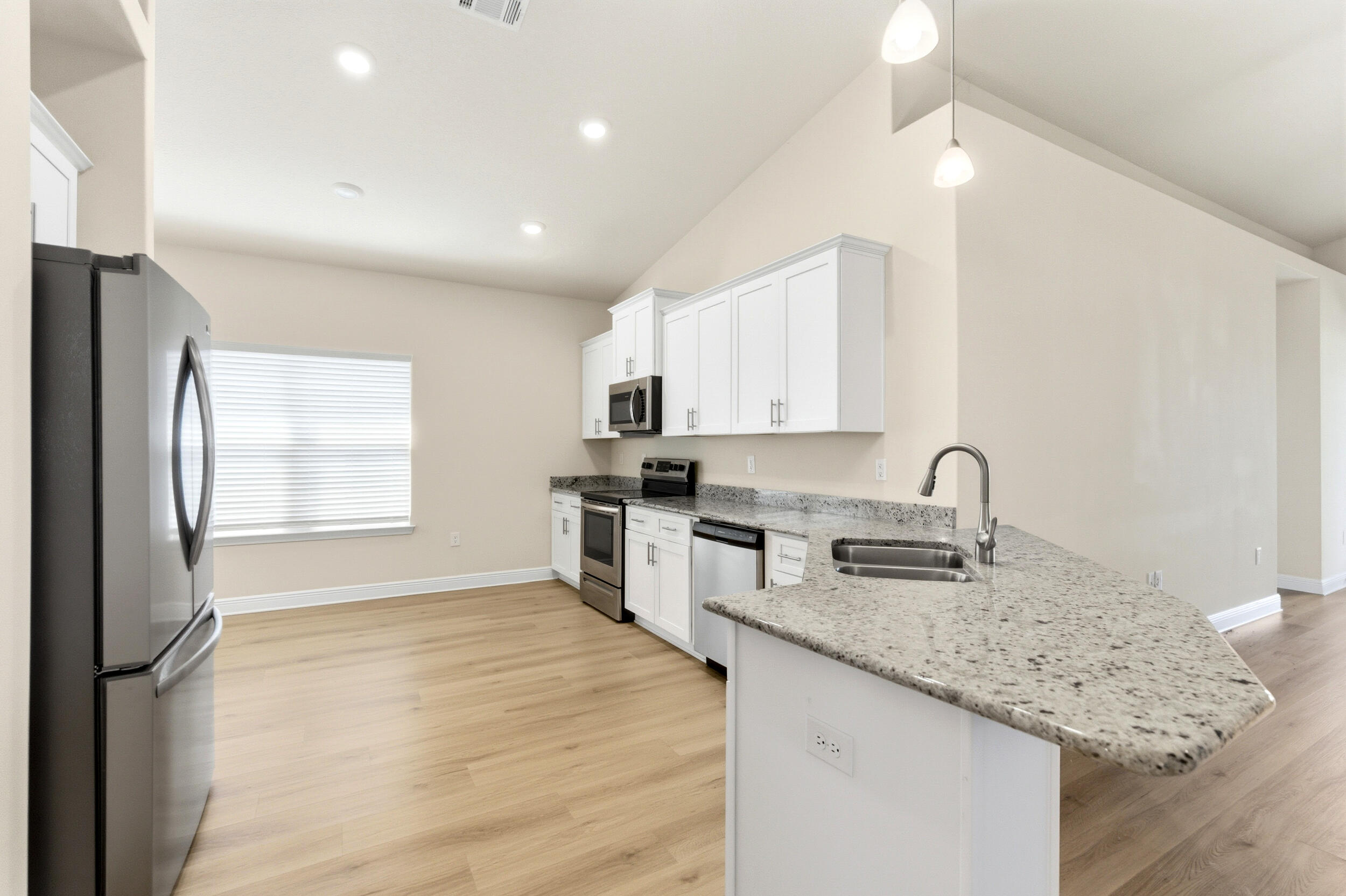 RIVERWALK PH I - Residential