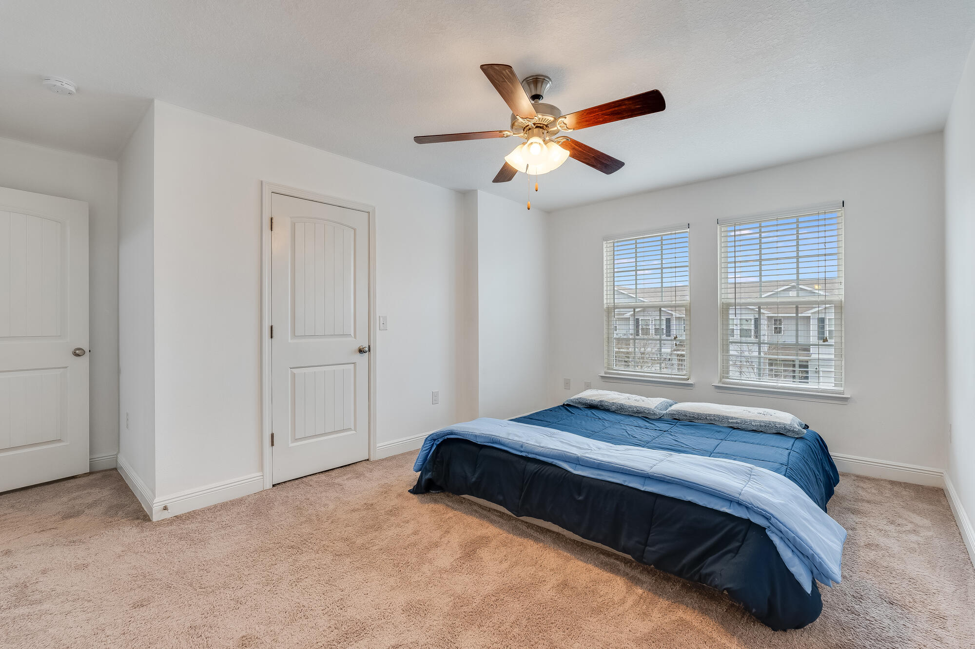 Iron Horse T/H - Residential