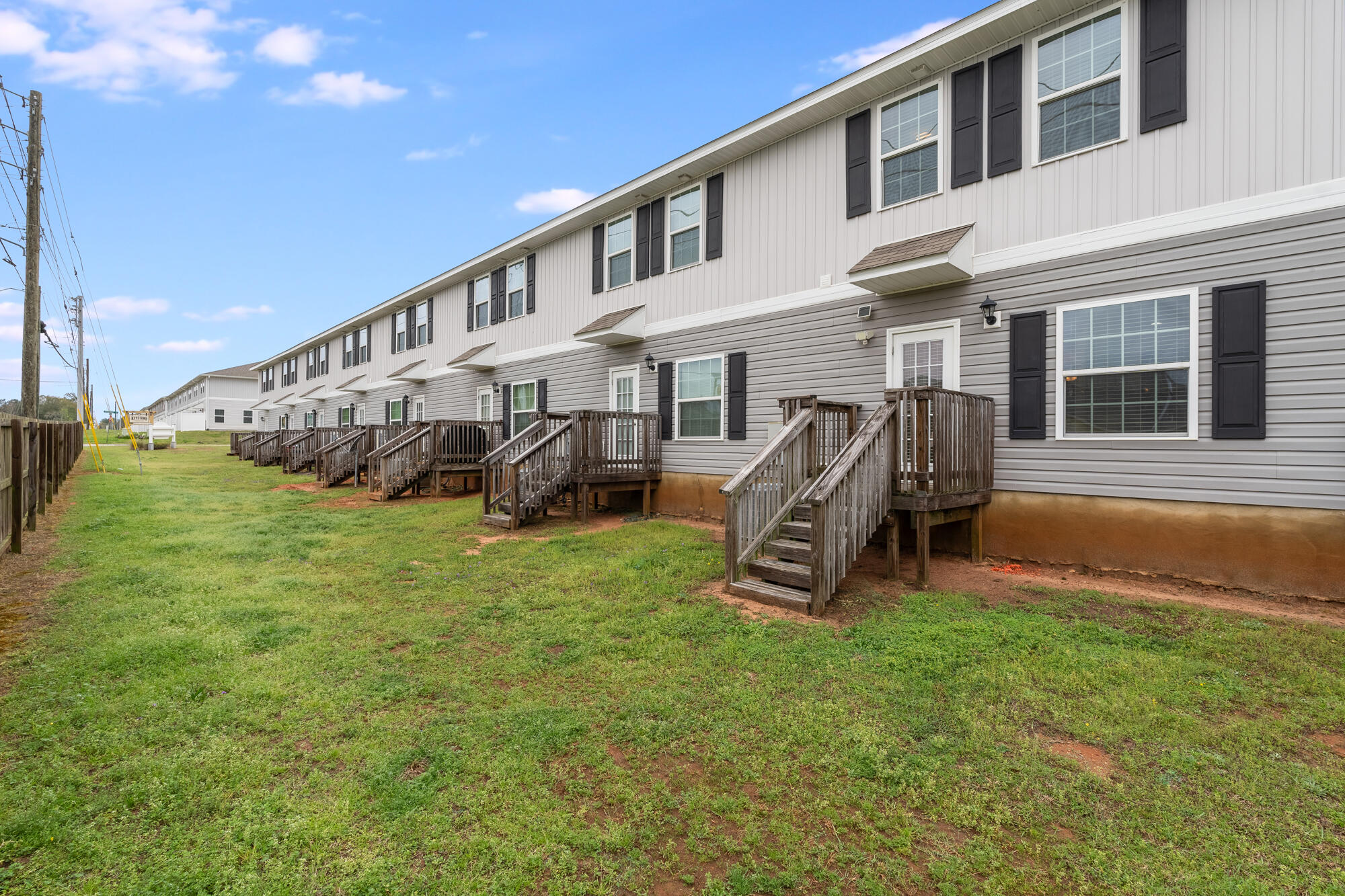 Iron Horse T/H - Residential