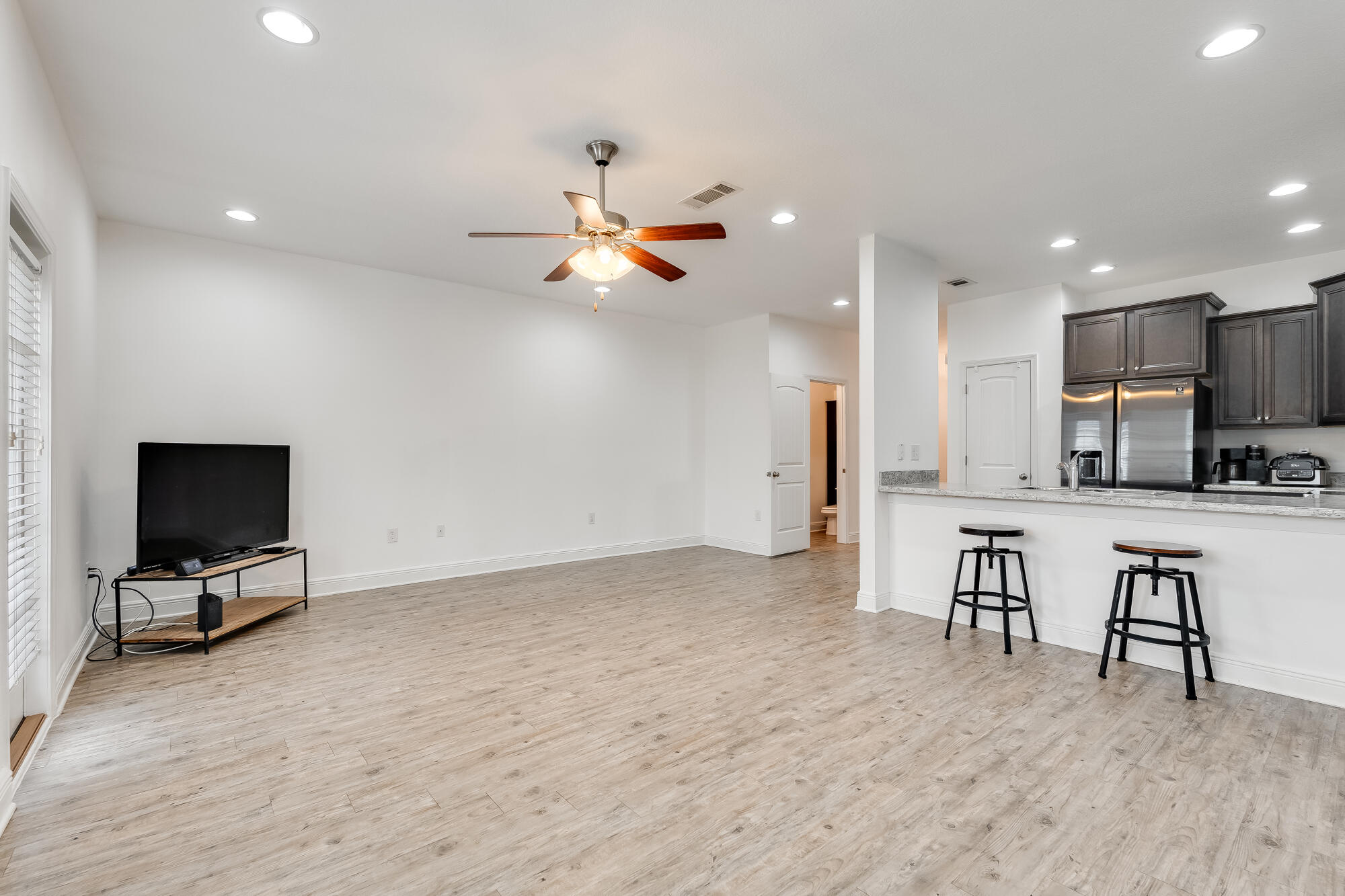 Iron Horse T/H - Residential