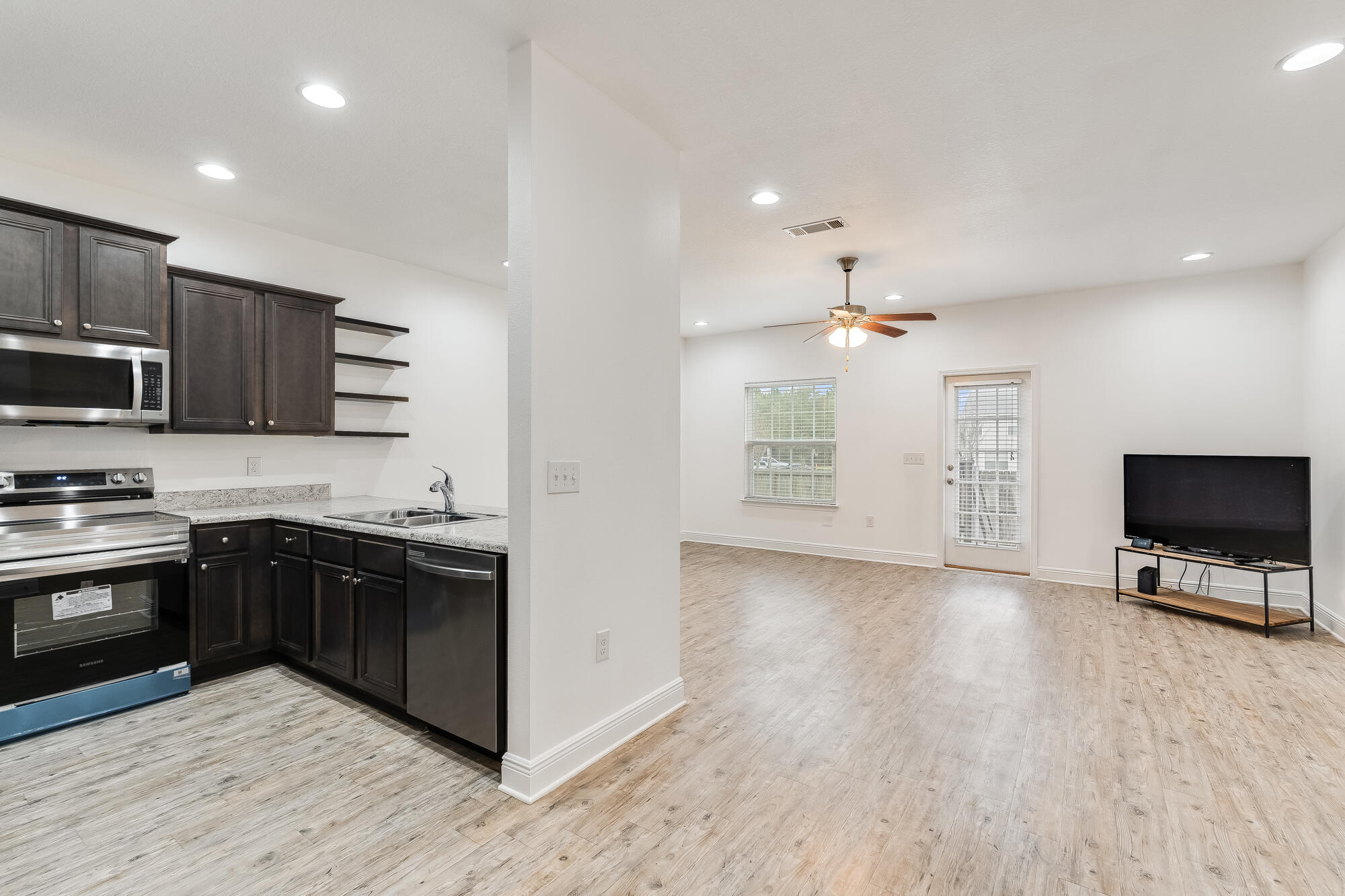 Iron Horse T/H - Residential