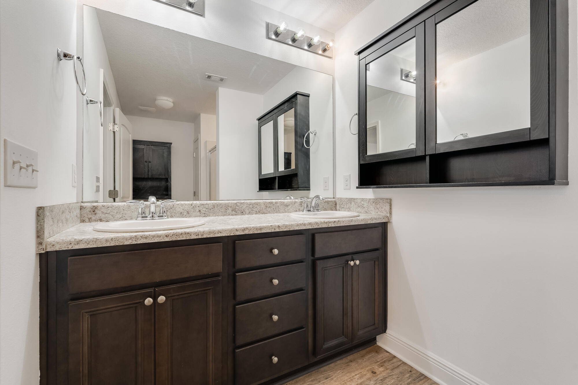 Iron Horse T/H - Residential