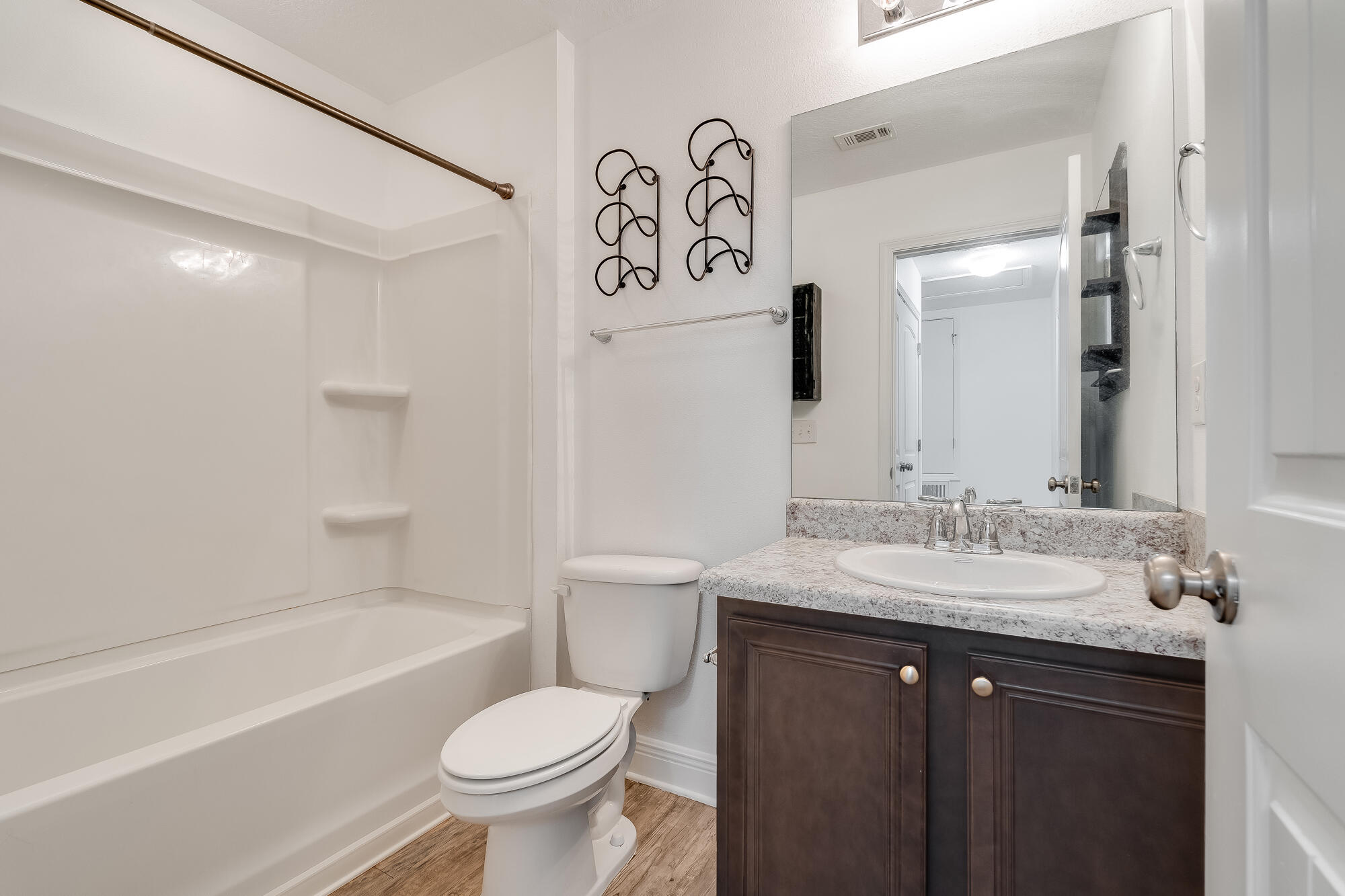 Iron Horse T/H - Residential