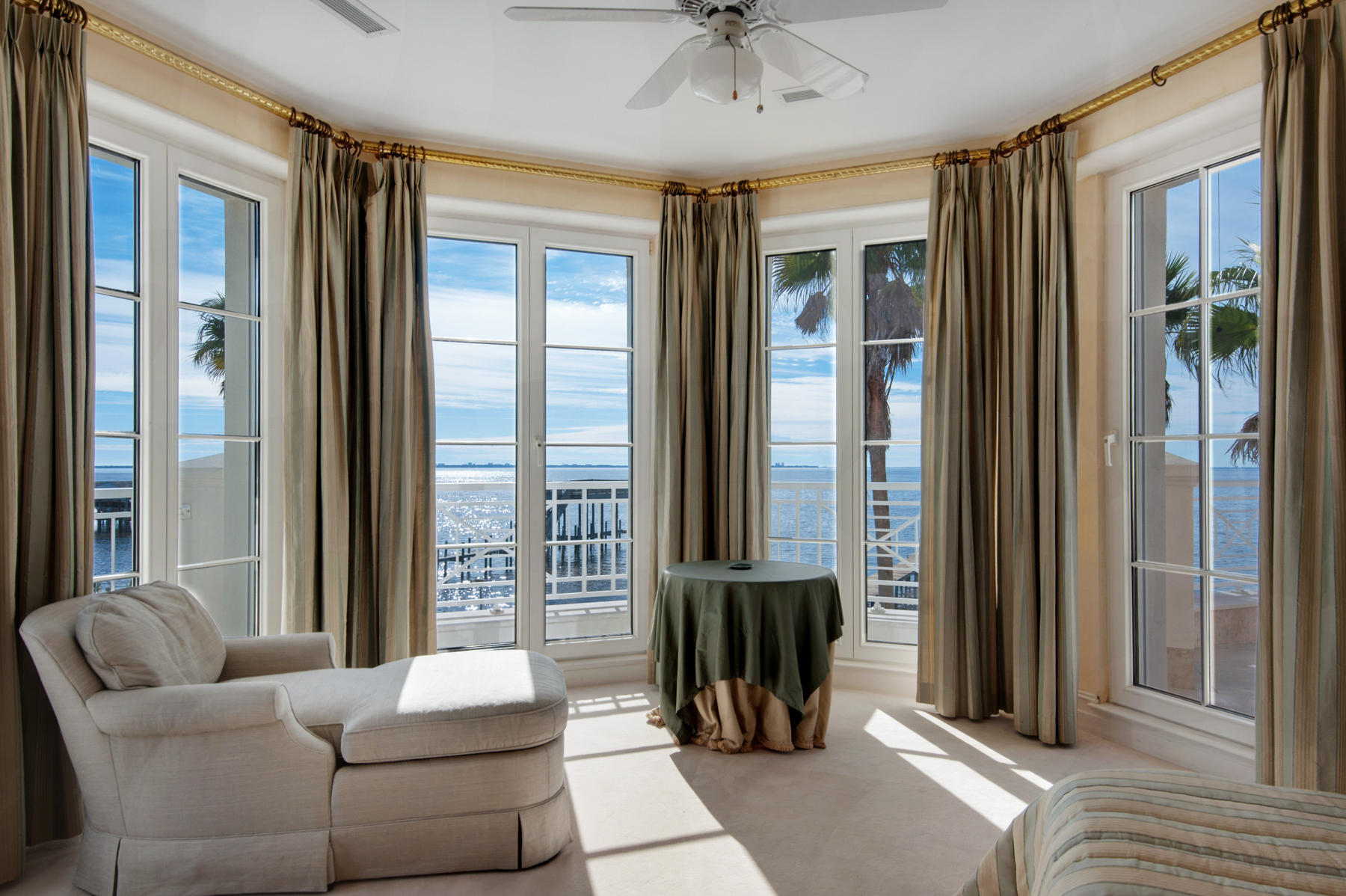 SUNSET BEACH - Residential