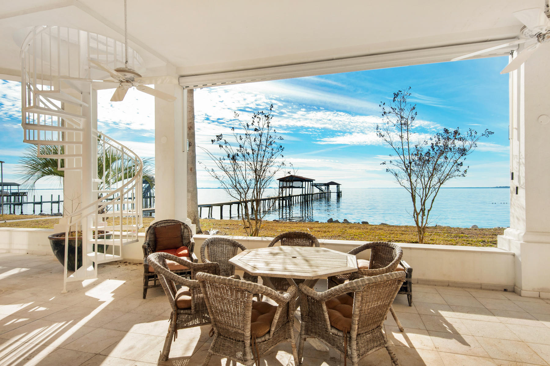 SUNSET BEACH - Residential