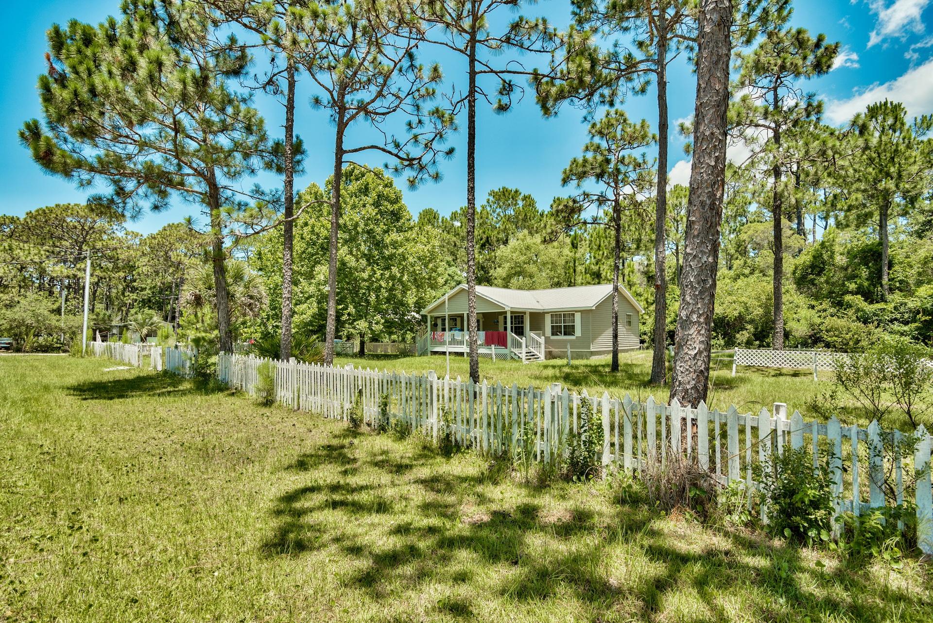 GULF SHORE MANOR - Residential