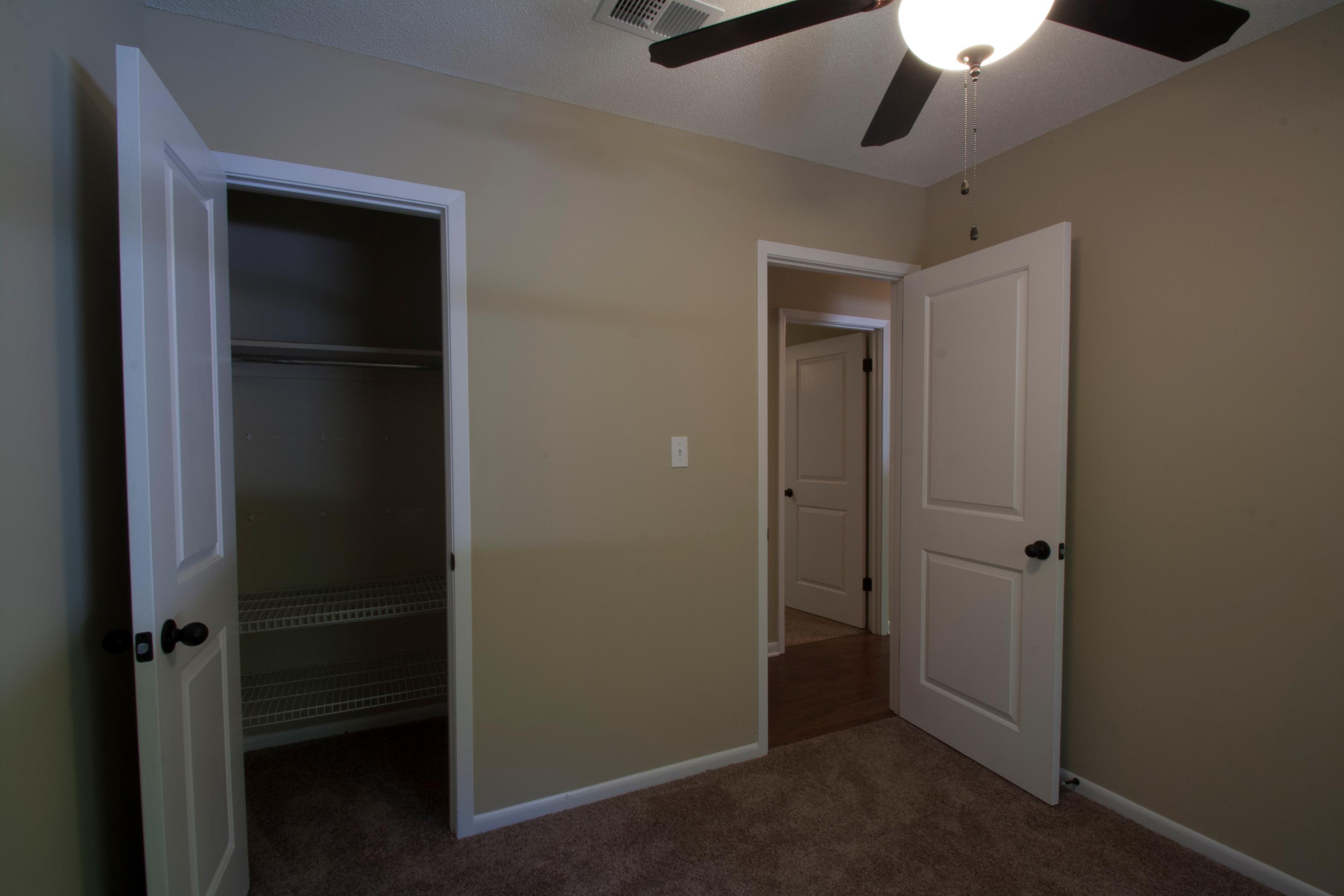 VALPARAISO PINECREST 2 - Residential