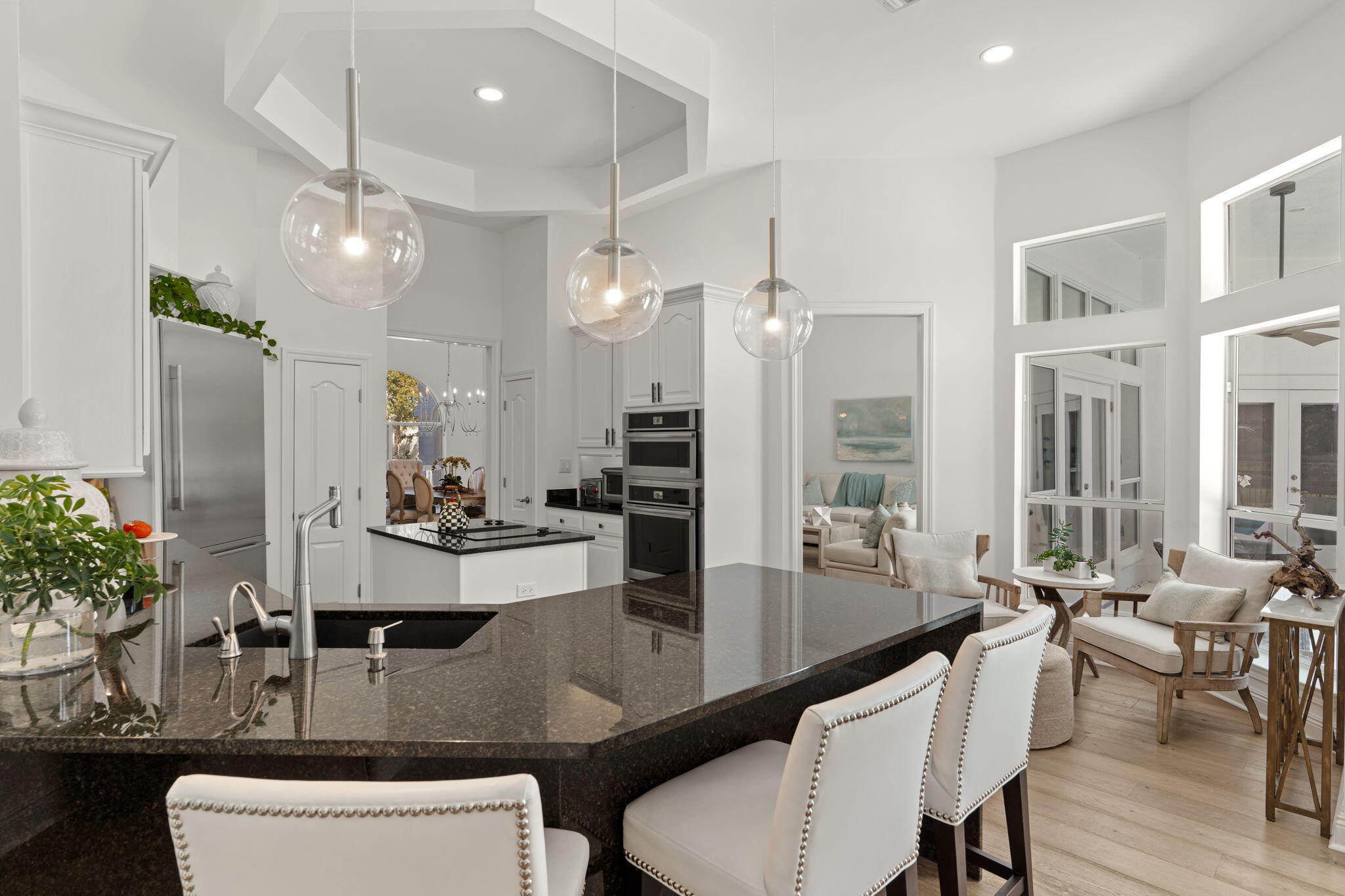 BAYTOWNE AVE EAST - Residential