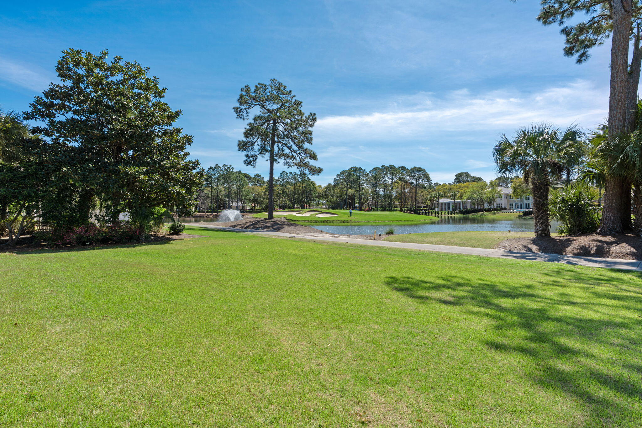 BAYTOWNE AVE EAST - Residential