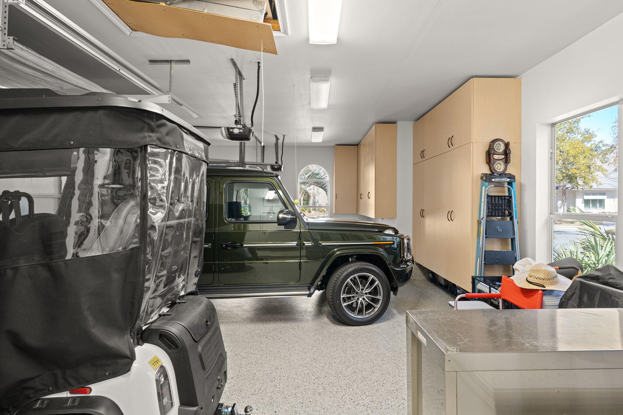 BAYTOWNE AVE EAST - Residential