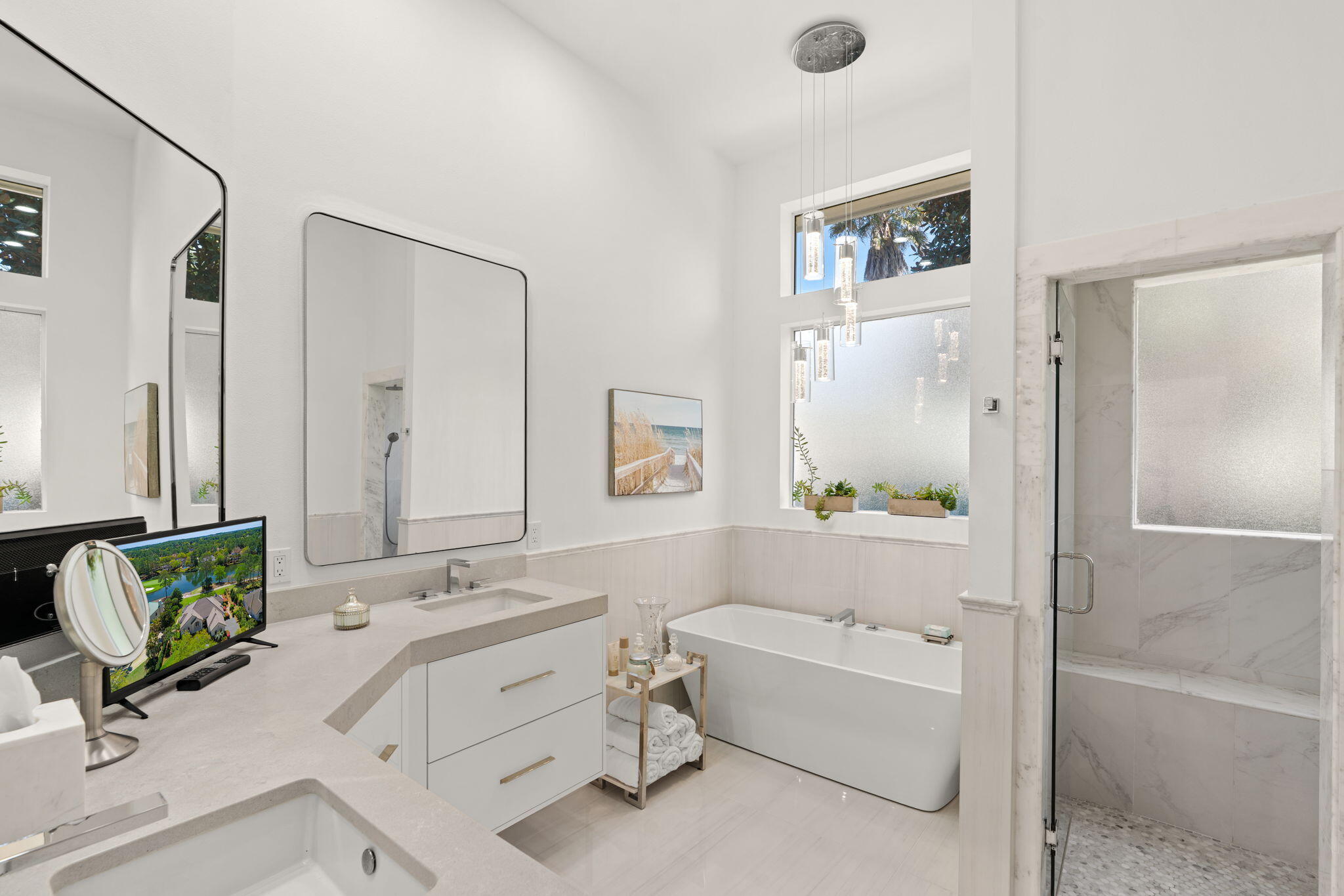 BAYTOWNE AVE EAST - Residential