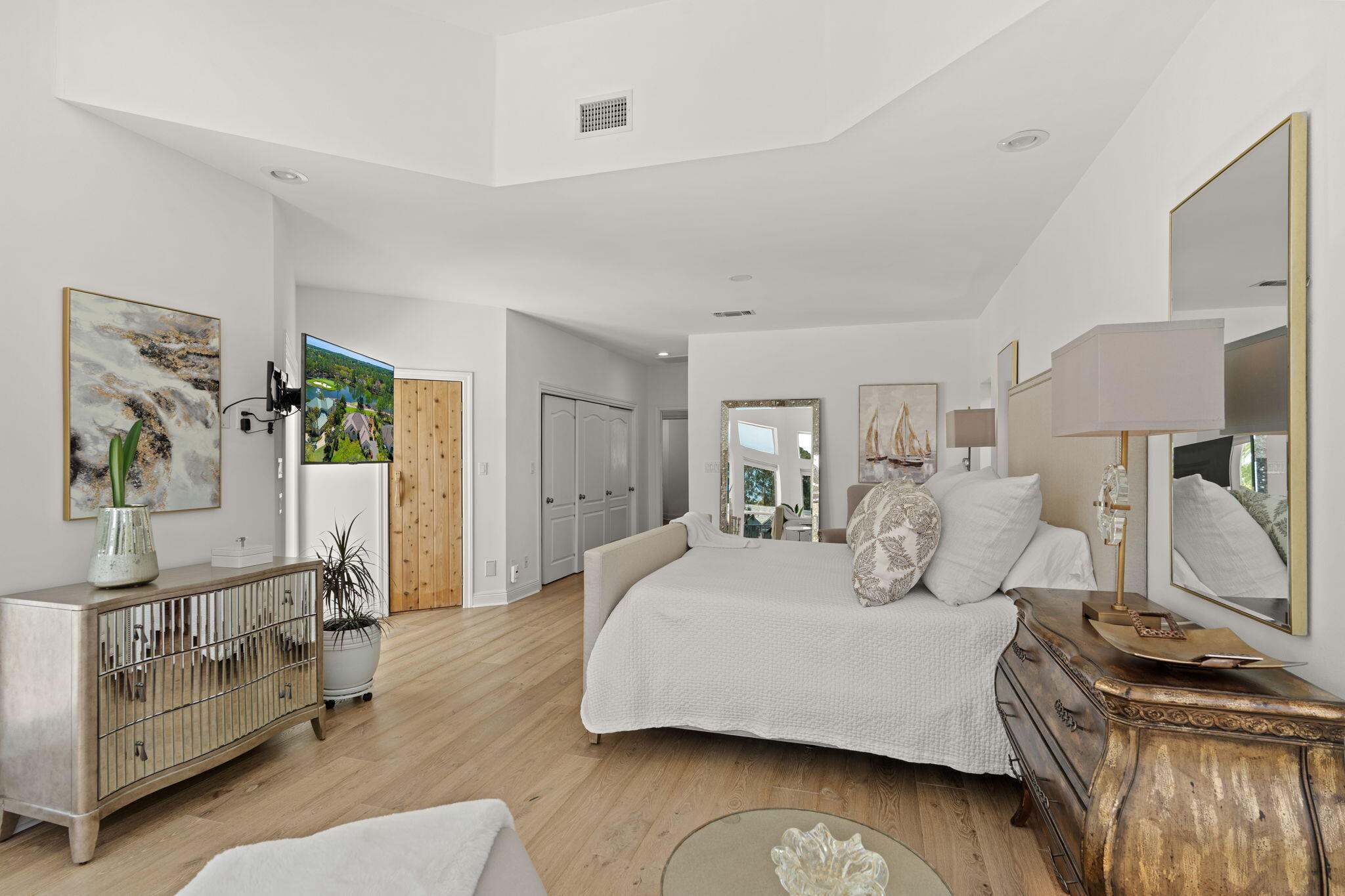 BAYTOWNE AVE EAST - Residential