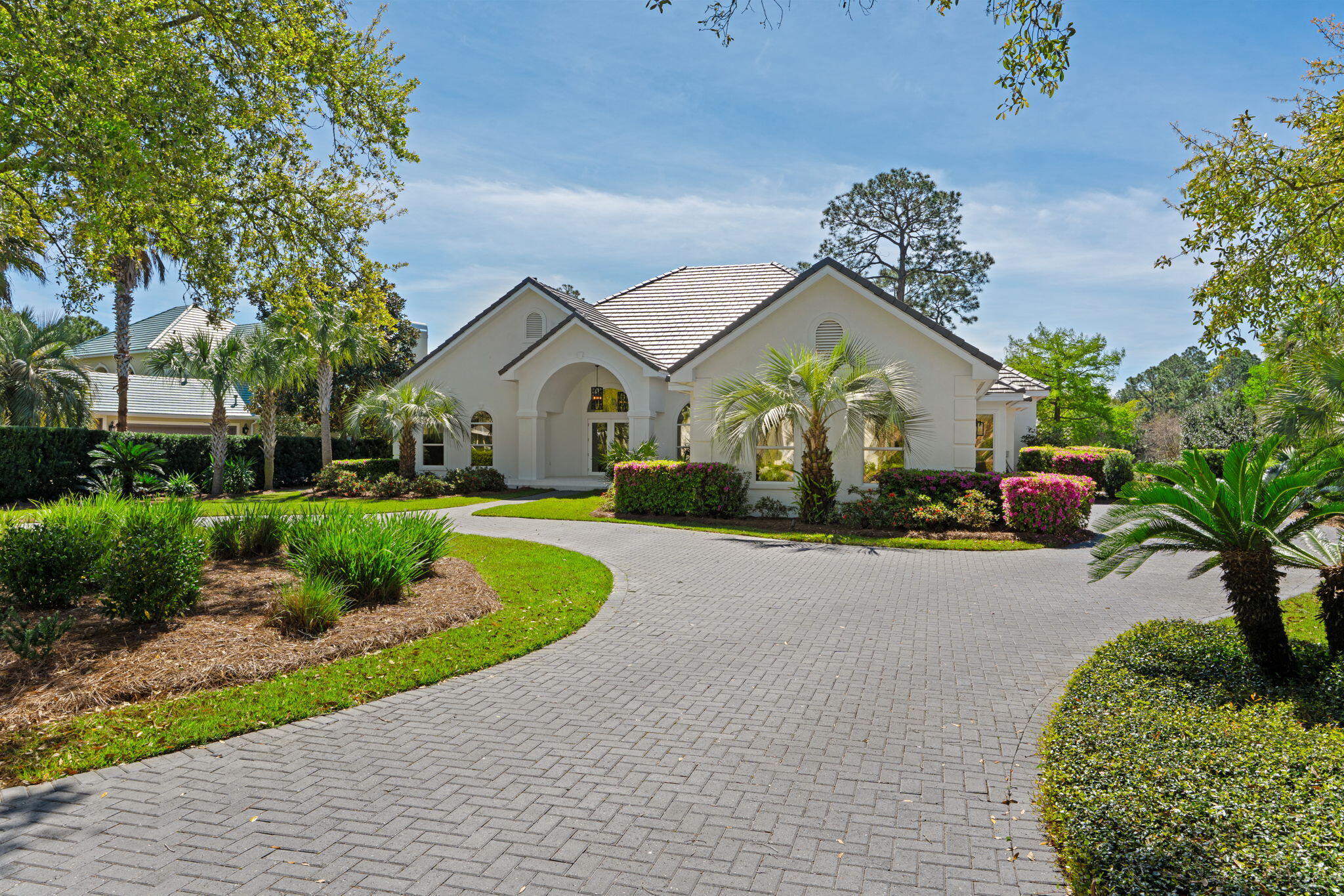 BAYTOWNE AVE EAST - Residential