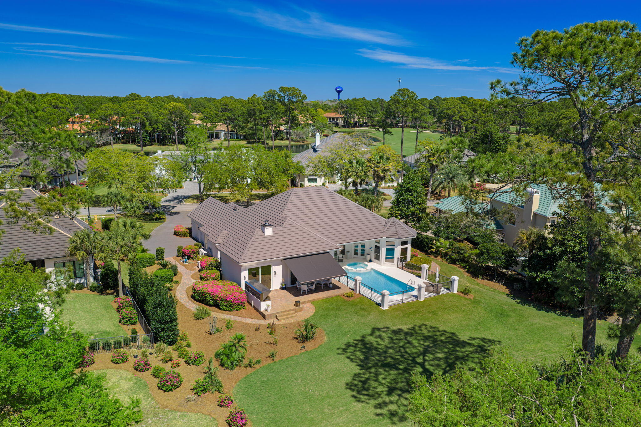 BAYTOWNE AVE EAST - Residential