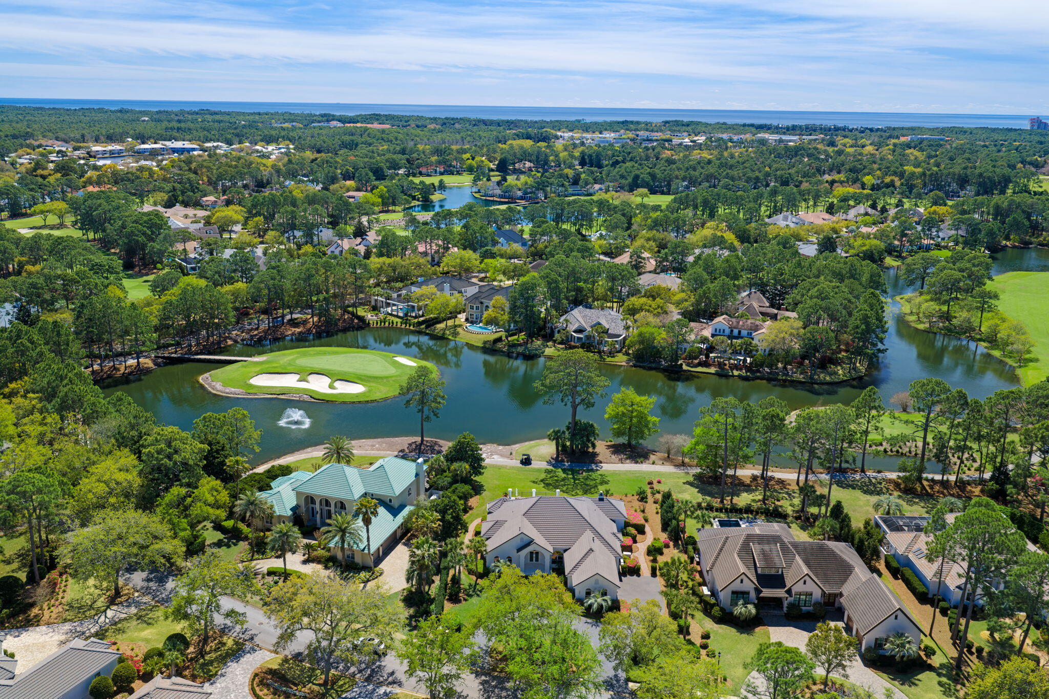 BAYTOWNE AVE EAST - Residential