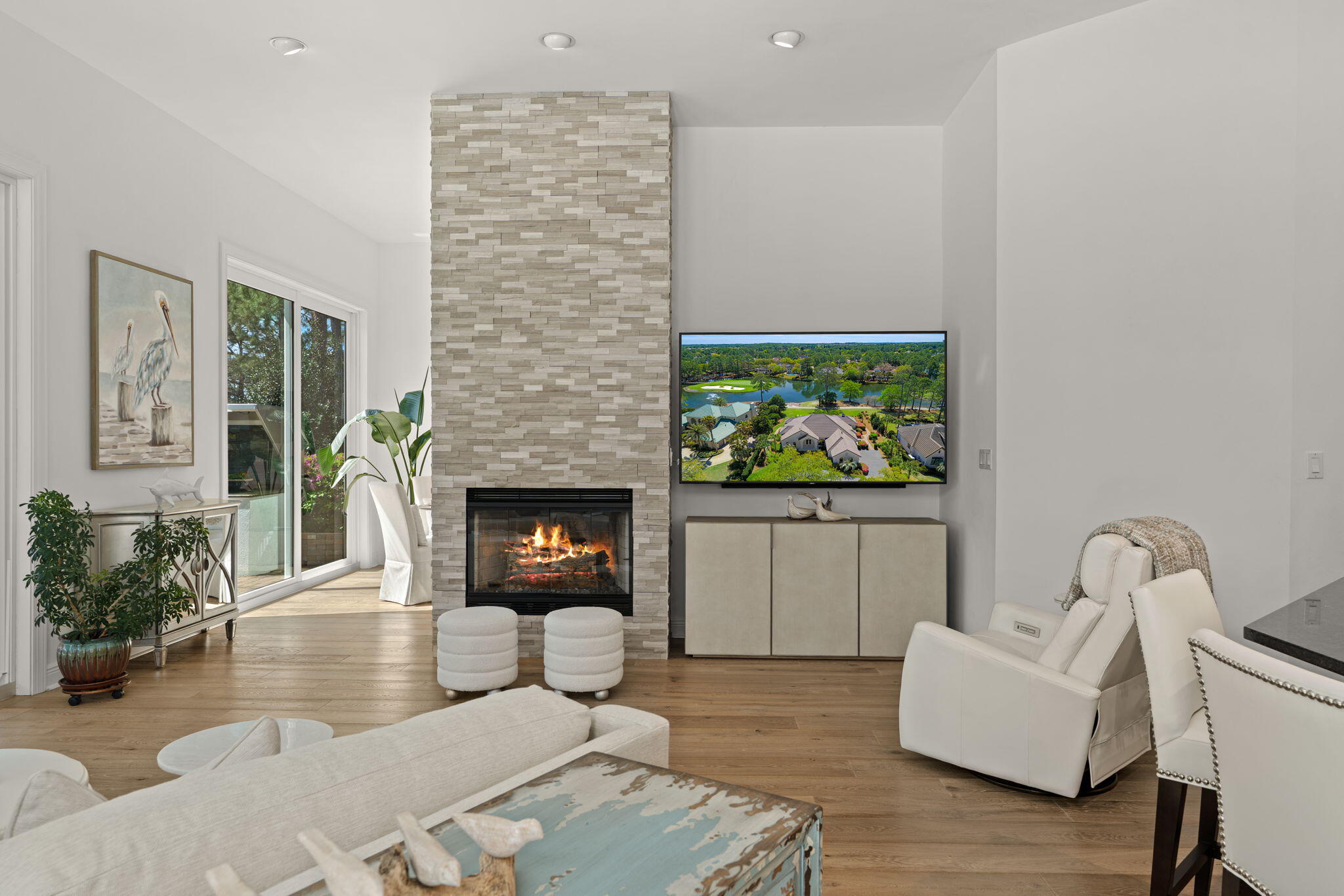 BAYTOWNE AVE EAST - Residential