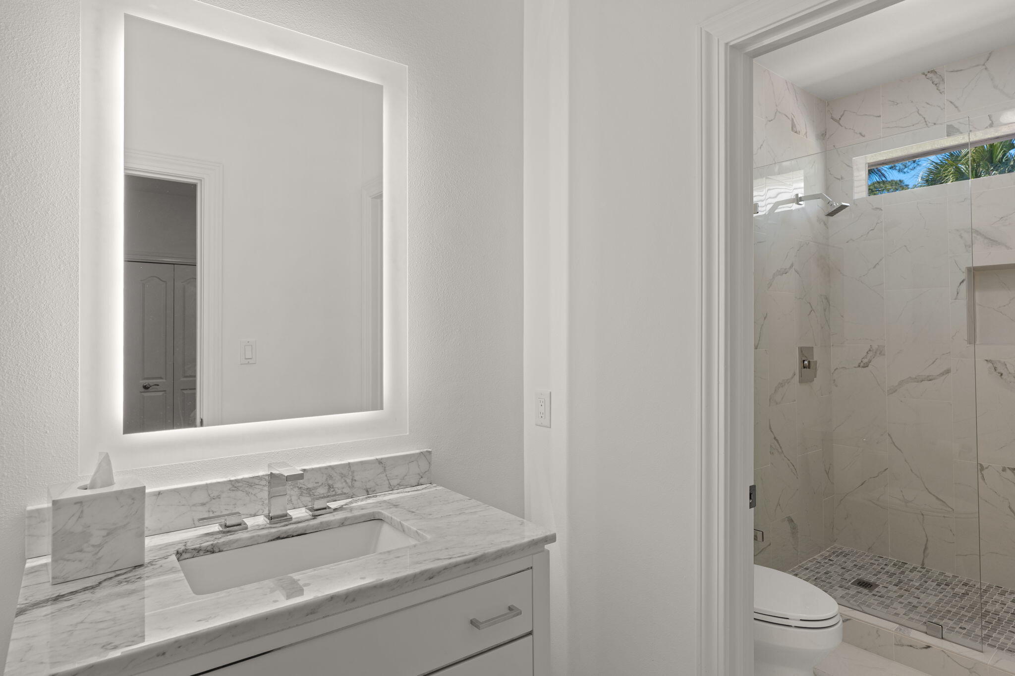 BAYTOWNE AVE EAST - Residential