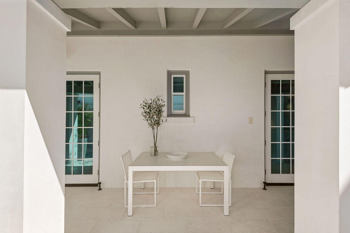 ALYS BEACH - Residential