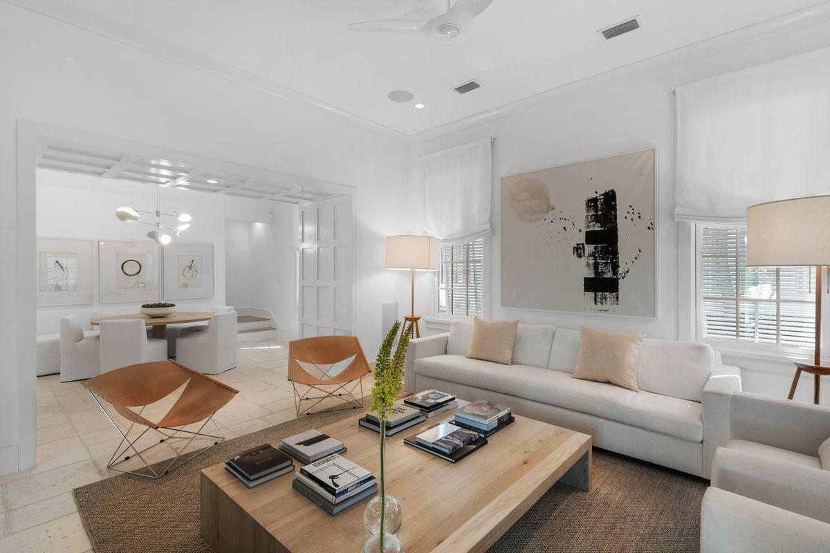 ALYS BEACH - Residential