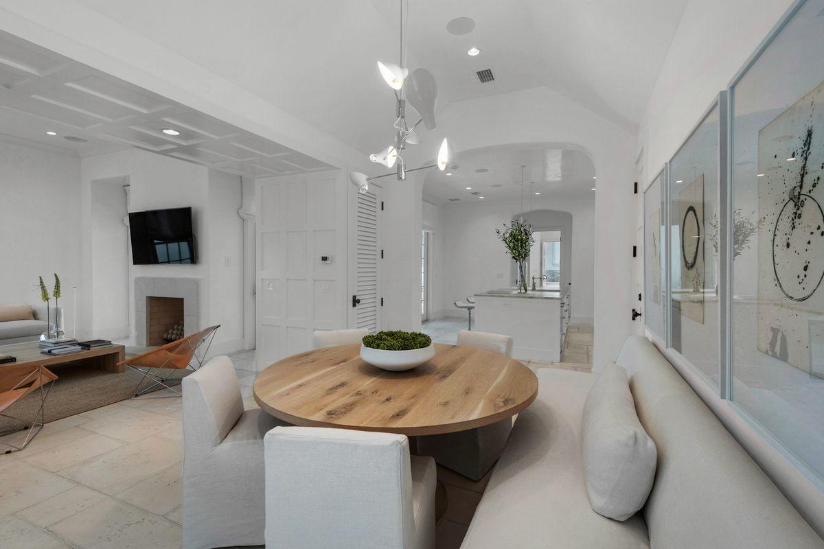 ALYS BEACH - Residential