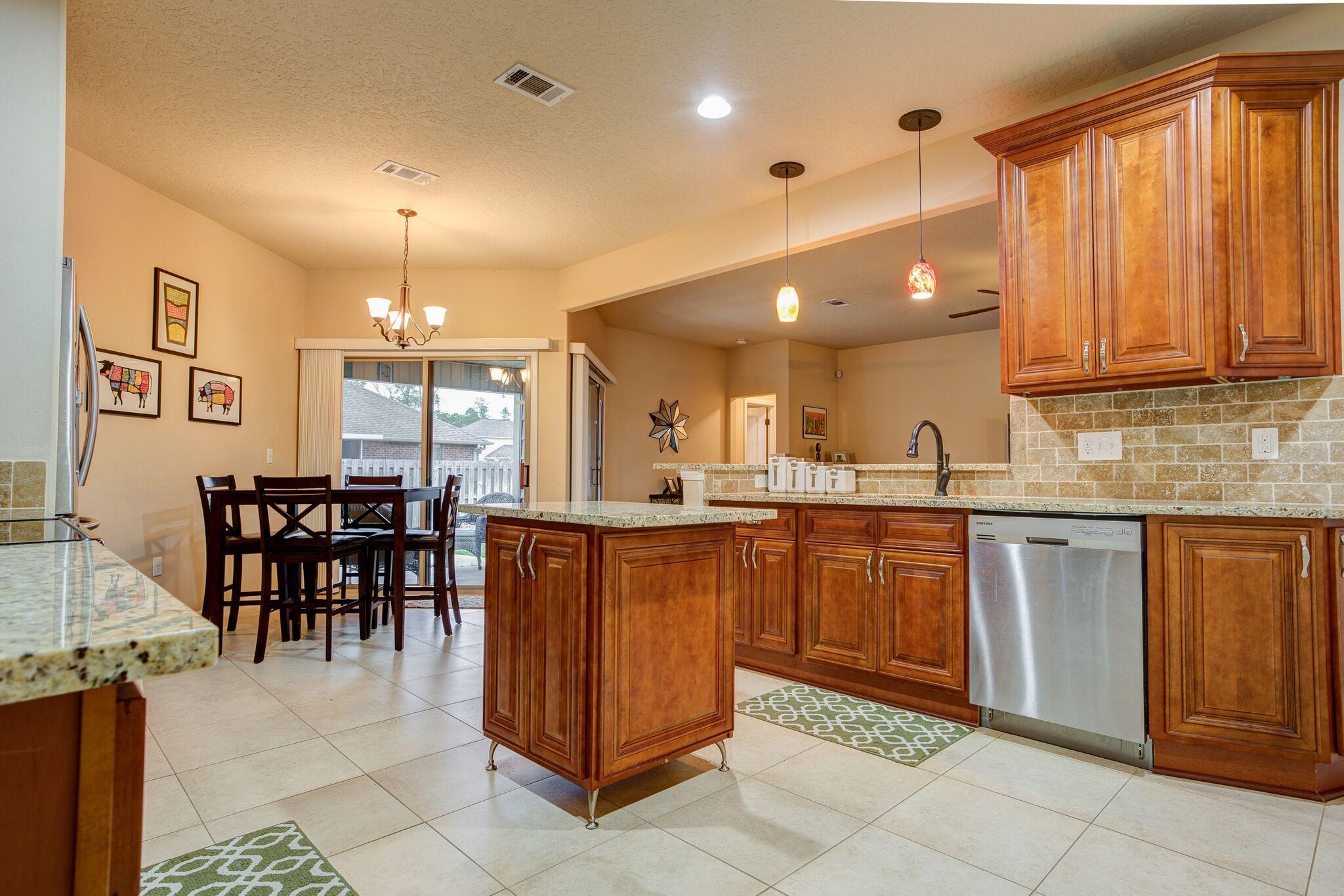 KAITLYNS PRESERVE - Residential