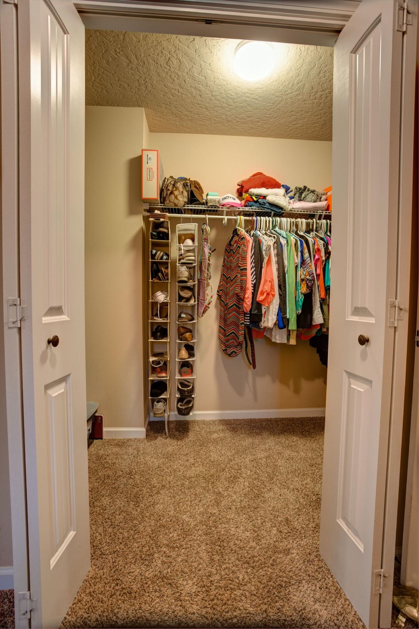 KAITLYNS PRESERVE - Residential