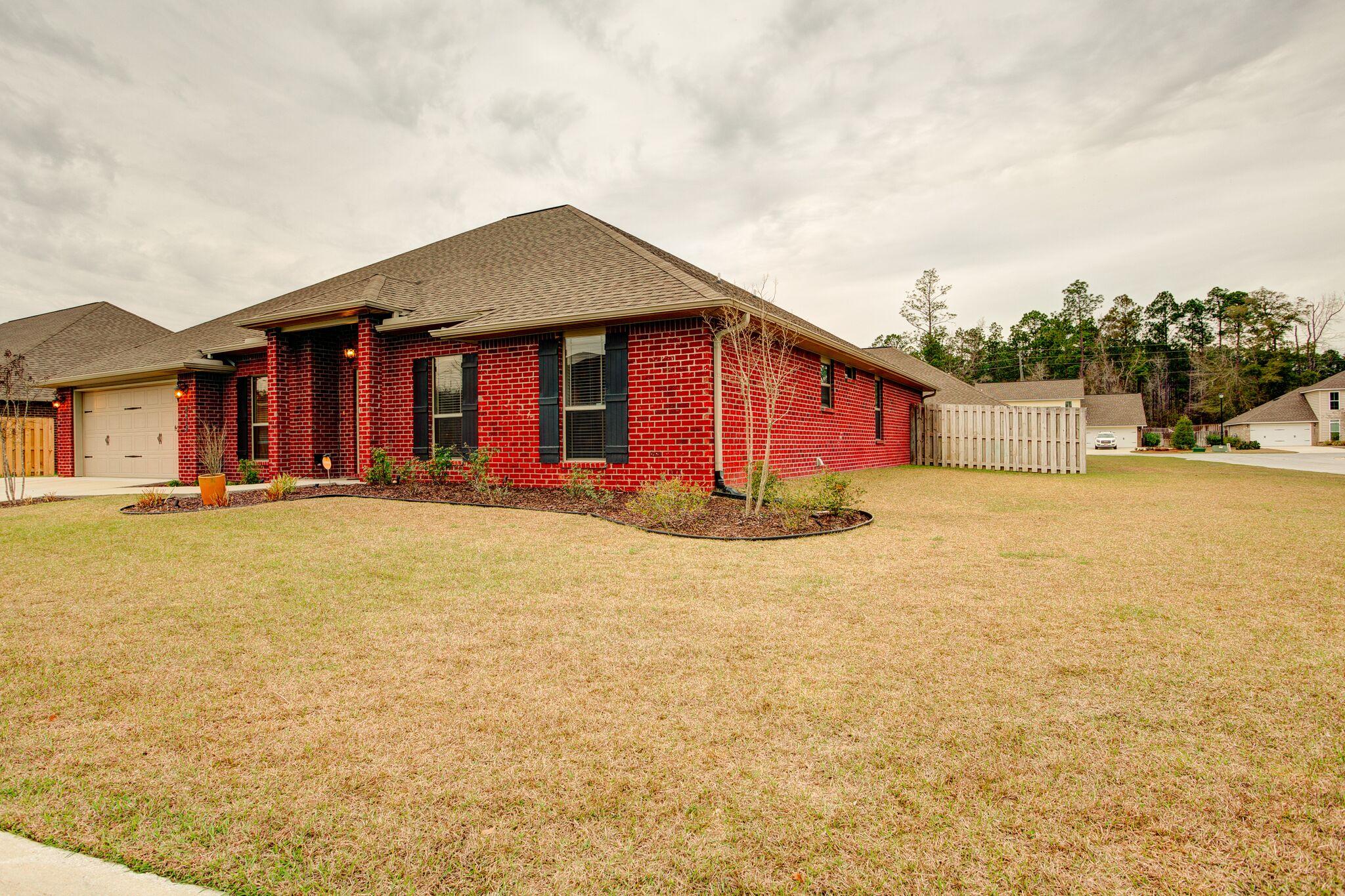 KAITLYNS PRESERVE - Residential