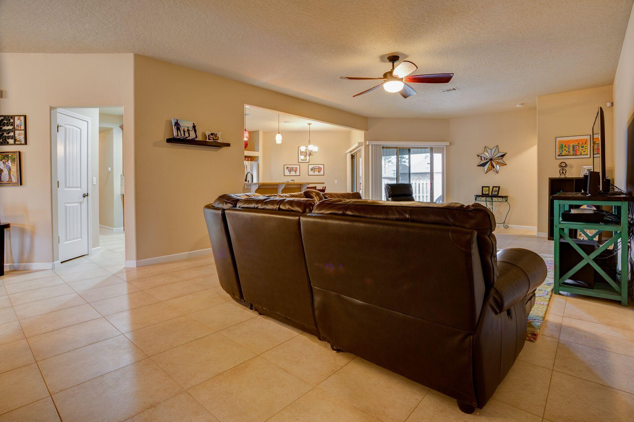 KAITLYNS PRESERVE - Residential